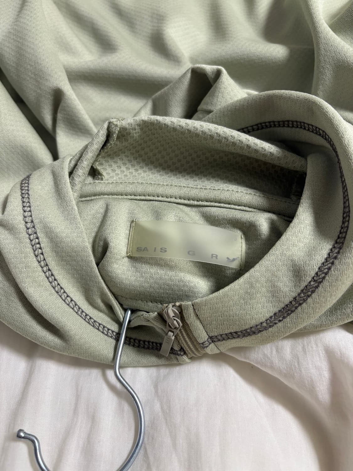 OVERLOCK MESH ZIP-UP 3사이즈 상품이미지6