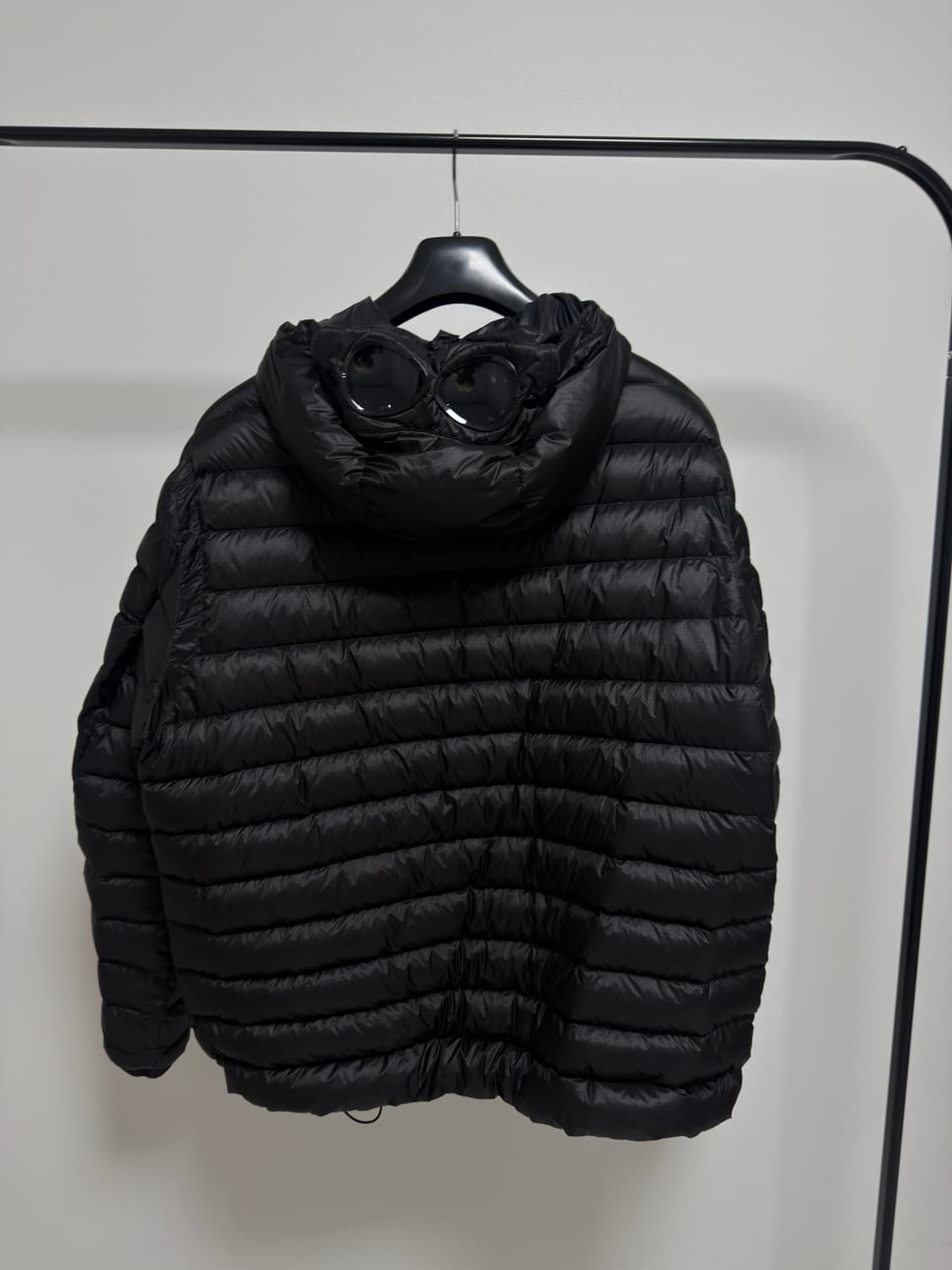 [20분착, XXL] 25FW CP컴퍼니 DD쉘 디디쉘 경량패딩 블랙 상품이미지2