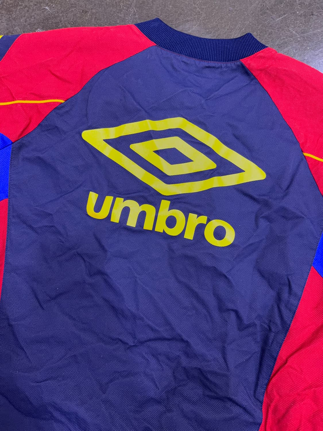 엄브로 90's 스펠아웃 로고 풀아웃 웜업 바람막이 스웻셔츠 L 상품이미지5