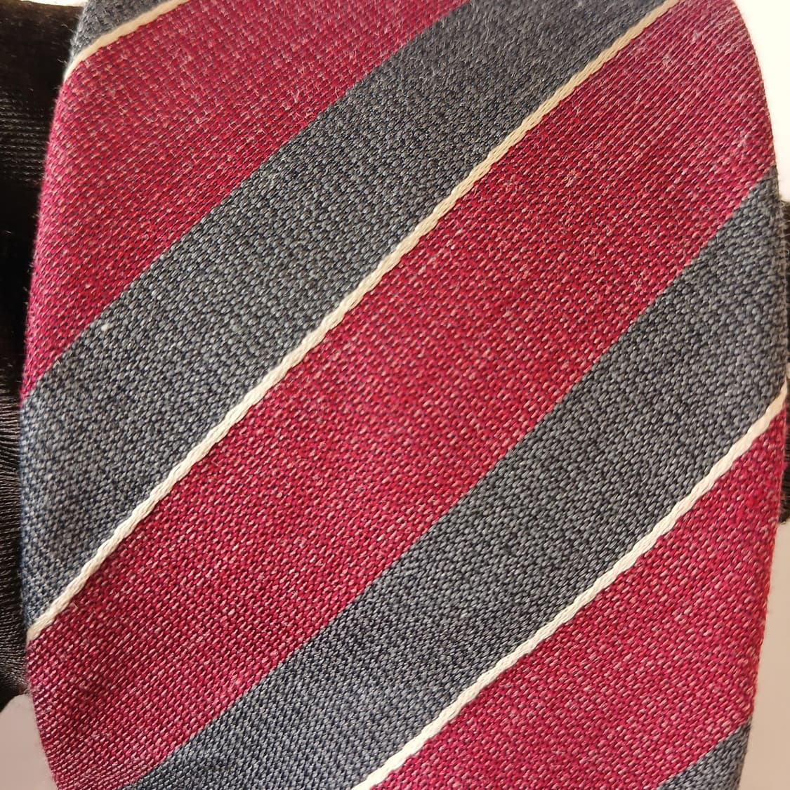 듀퐁 실크 혼방 스트라이프 넥타이 8.3cm A+등급 A19411
 상품이미지9