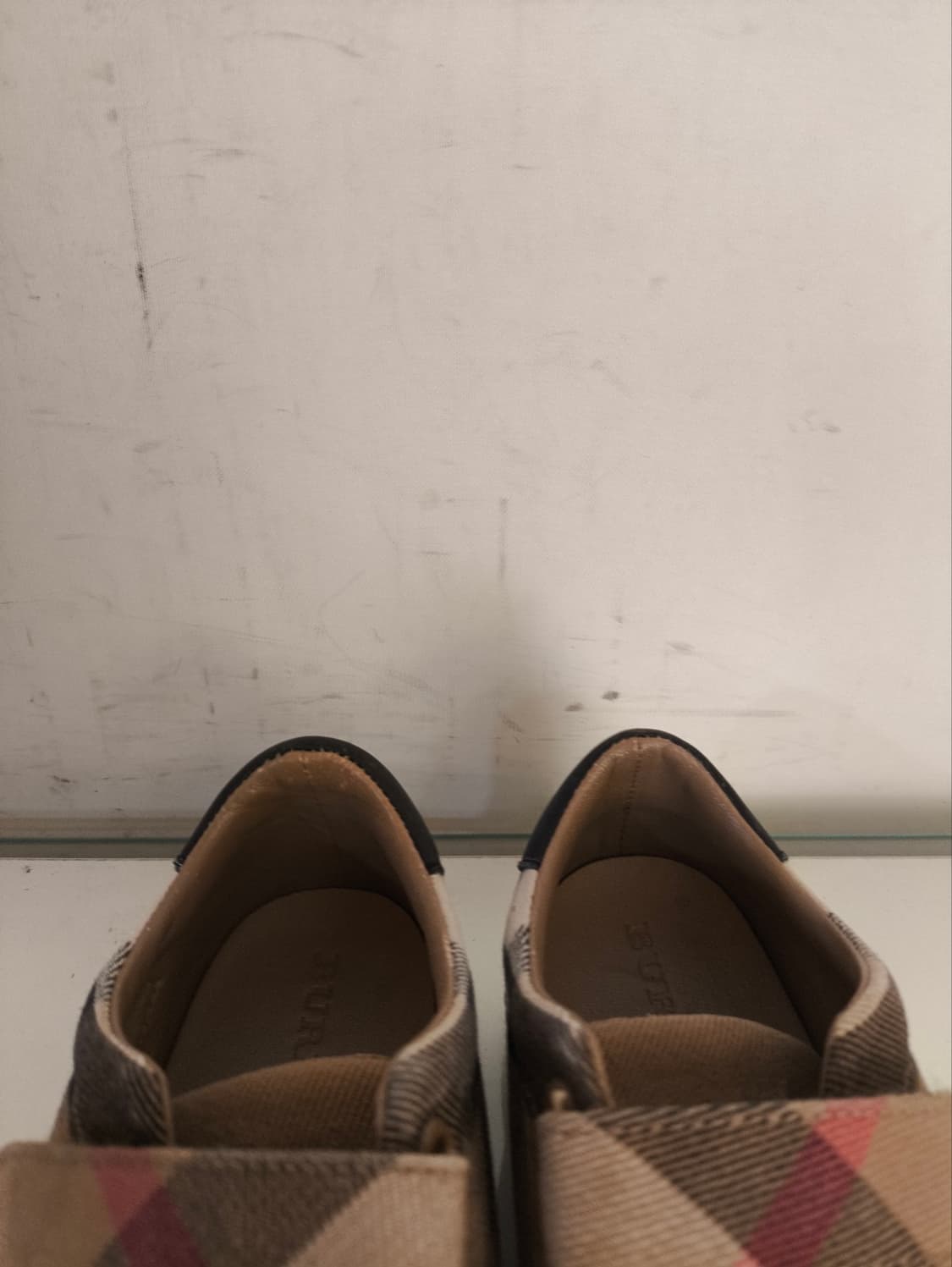 29 버버리 키즈 밸크로 스니커즈 상품이미지5