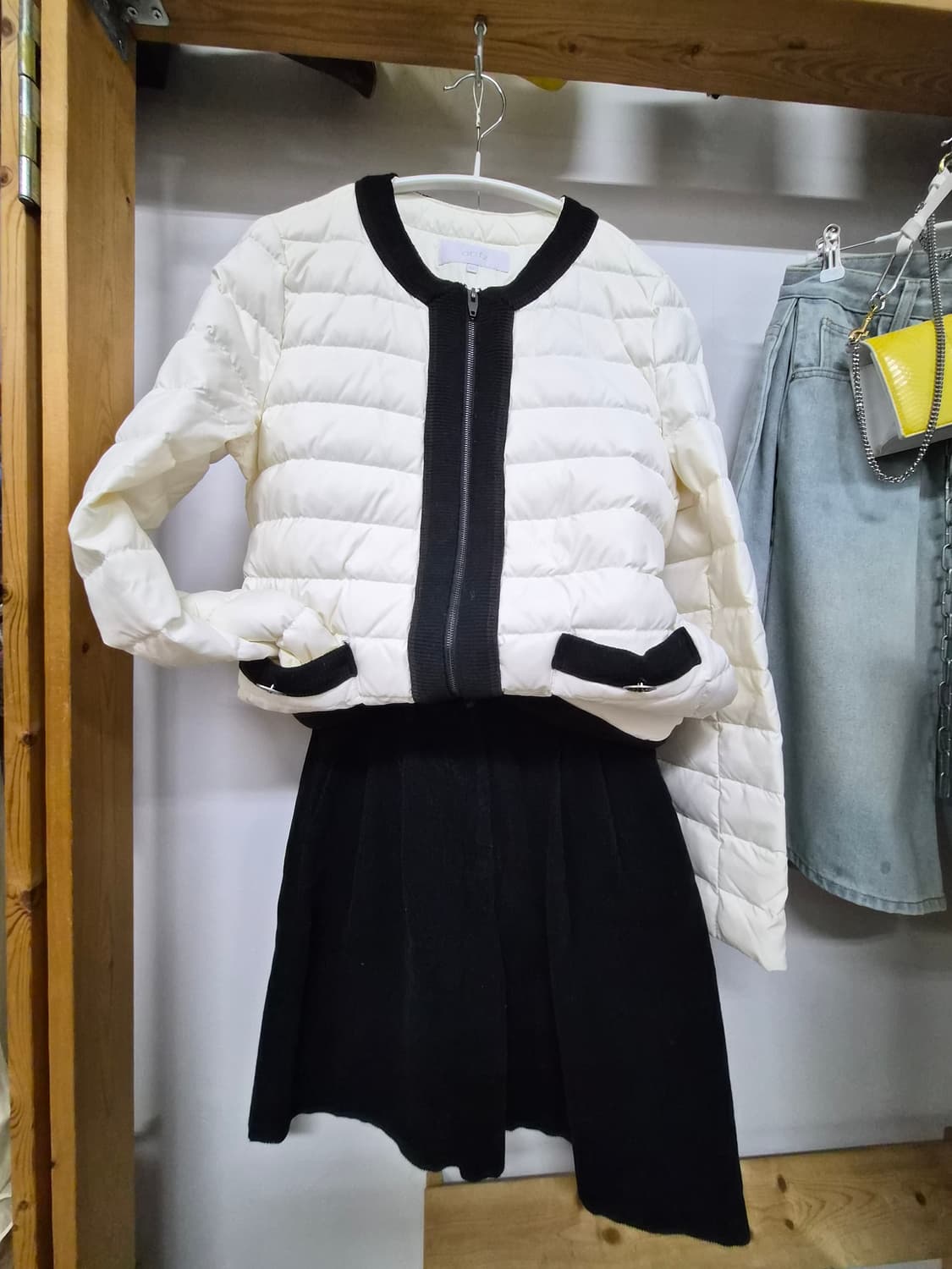 abf.z 패딩집업.오비르  ouvir 코듀로이 5부팬츠 상품이미지1