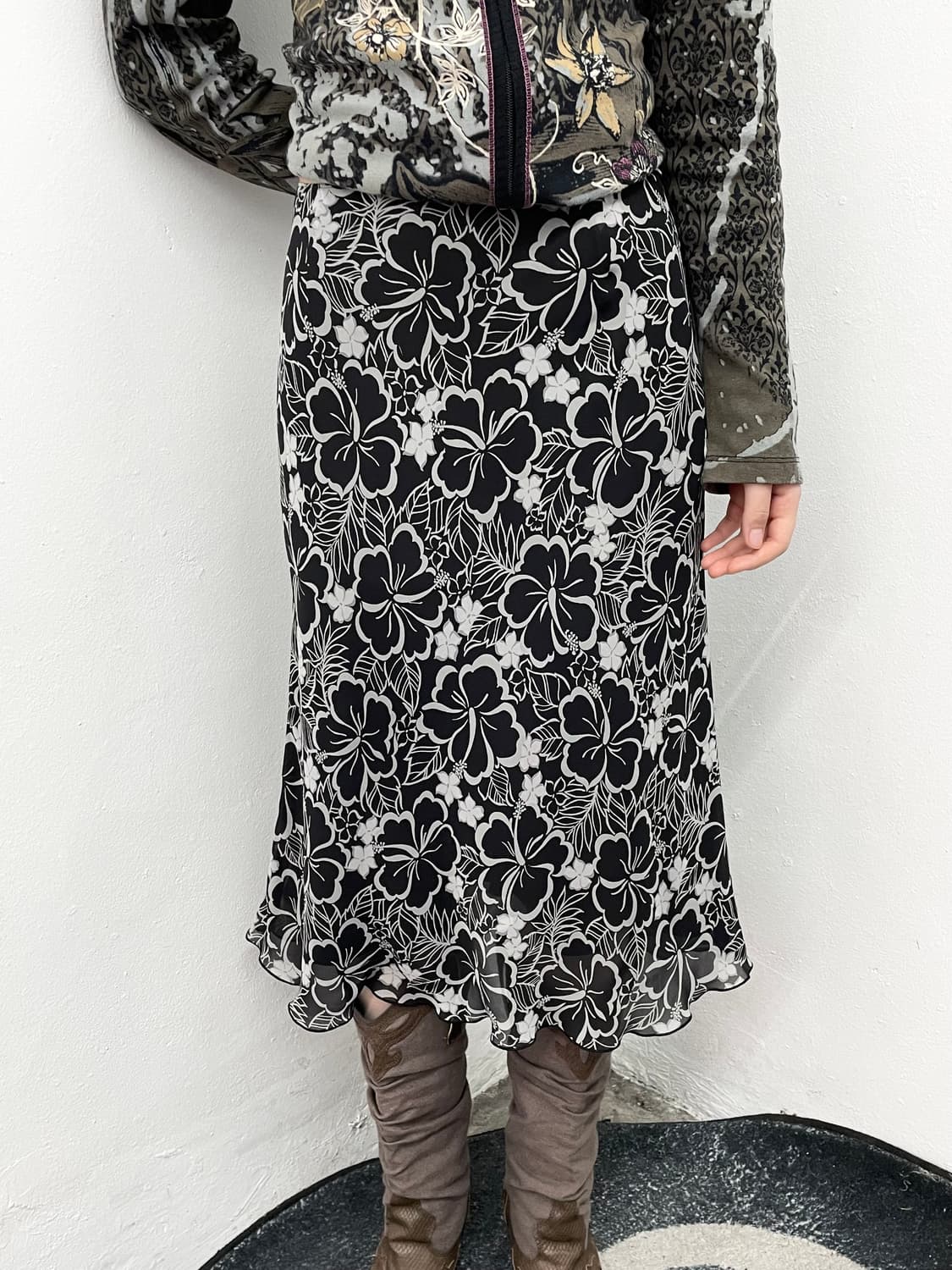 블랙페어리 오리엔탈 시어 스커트 상품이미지2