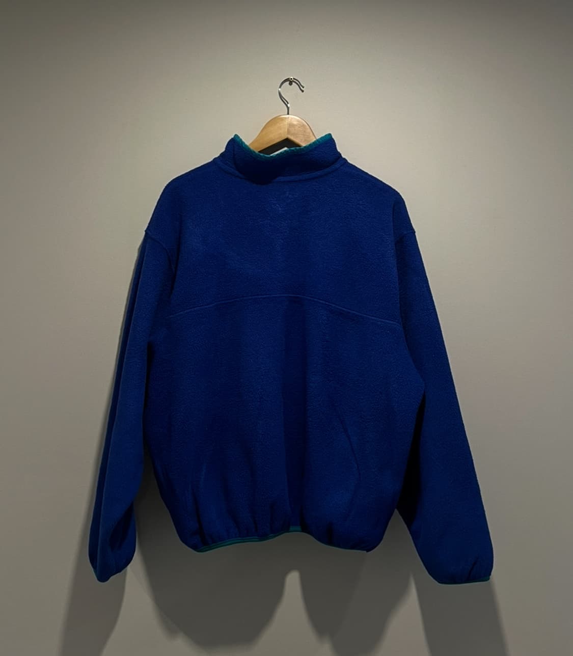 엘엘빈 풀오버 신칠라 판매 합니다 XL 상품이미지2