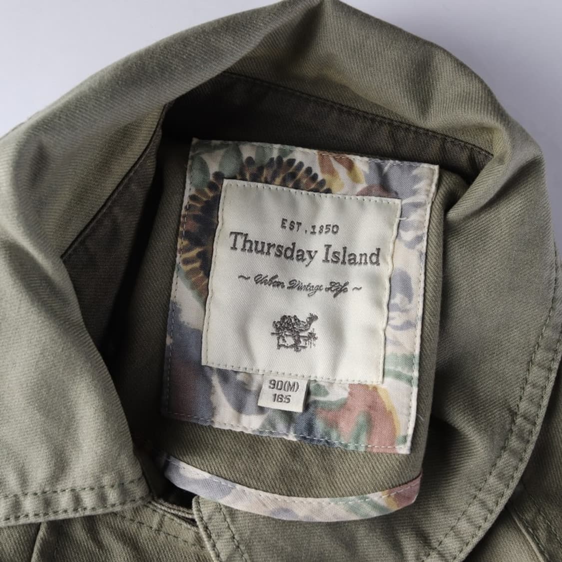 써스데이아일랜드 카키 빈티지 하프 코트 M 상품이미지5