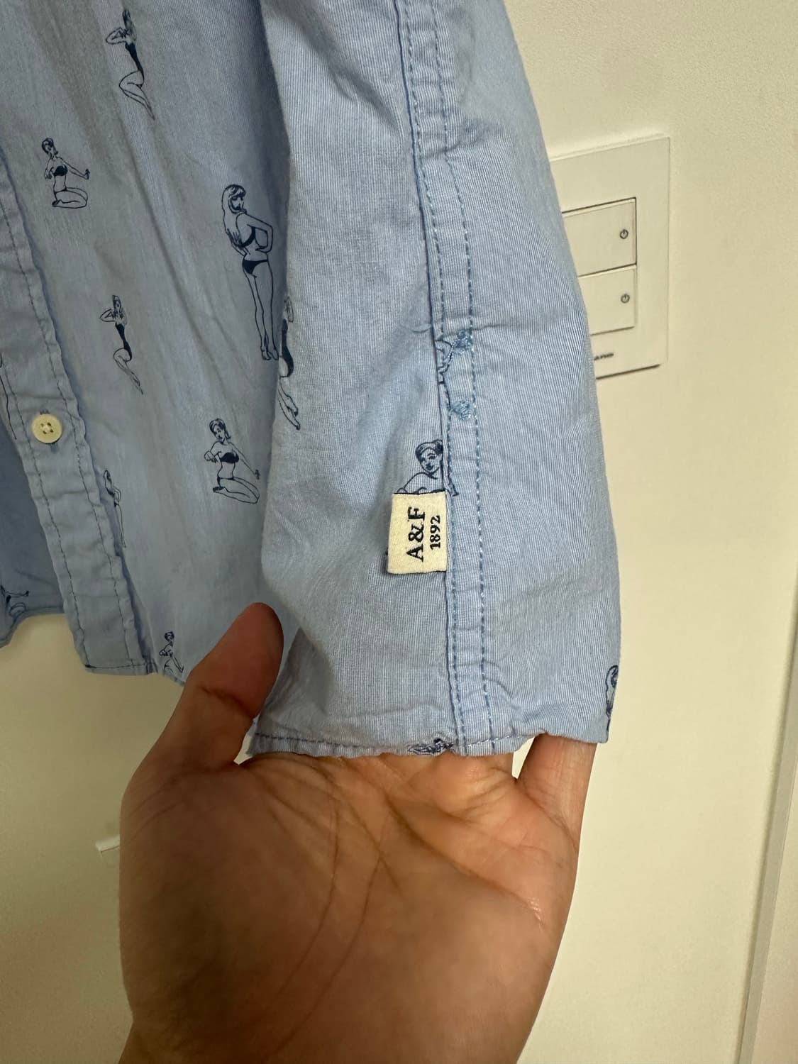 아베크롬비 비키니걸 반팔셔츠 상품이미지5
