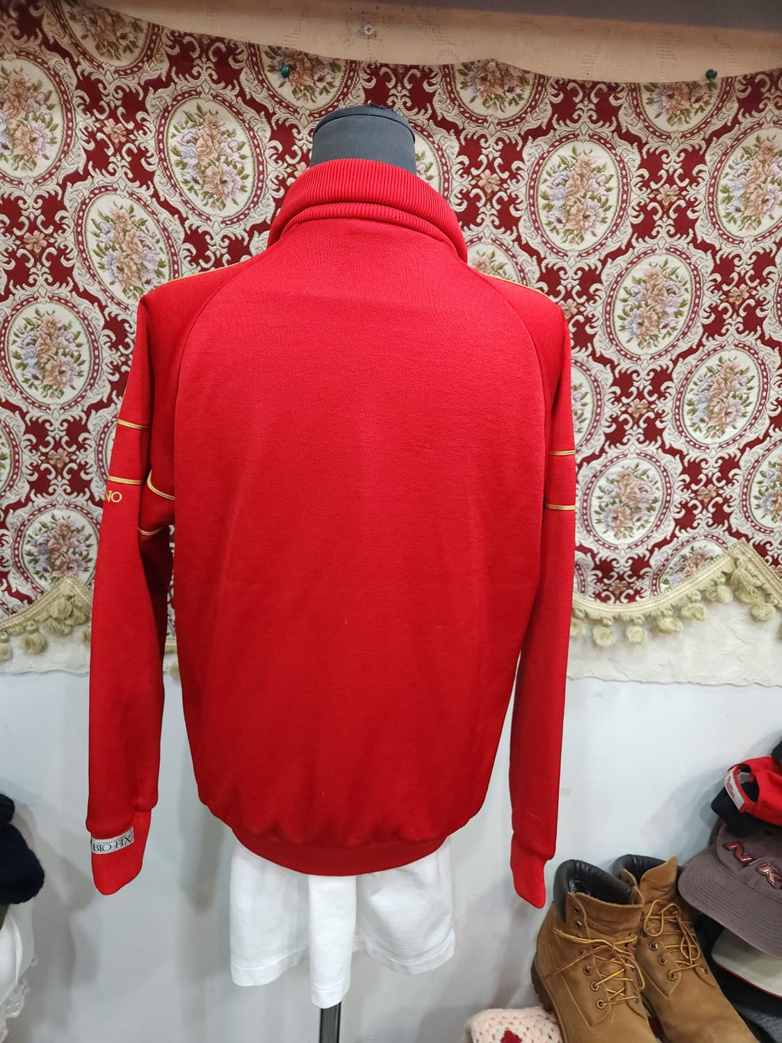 아디다스 80s 레드 골드 배색 져지자켓

 상품이미지8