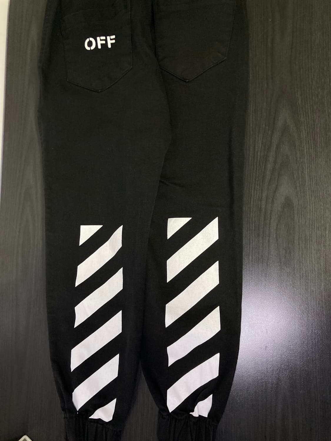 오프화이트 조거팬츠 상품이미지4