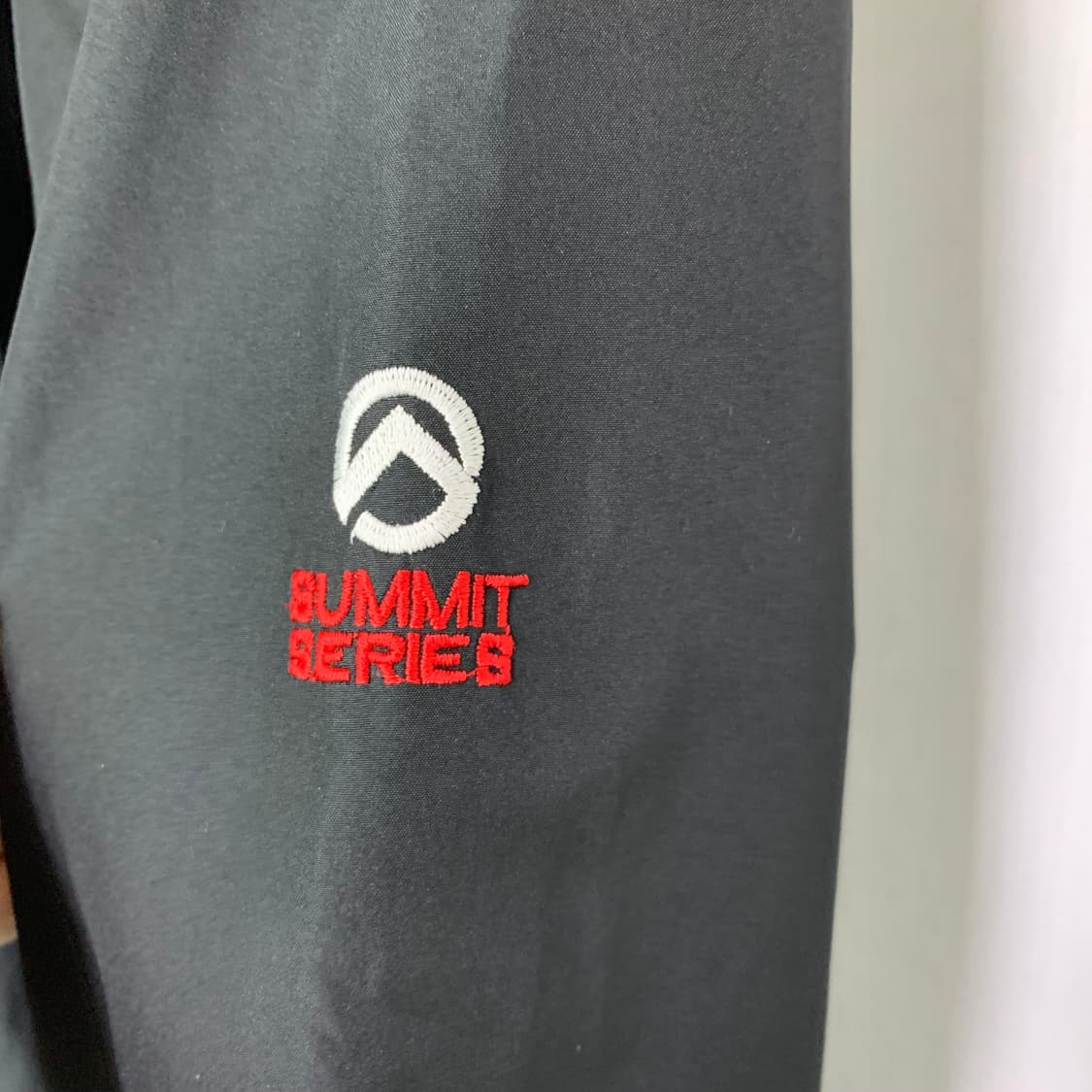 노스페이스 블랙 바람막이 써밋시리즈 빈티지 남녀공용 고프코어 상품이미지4