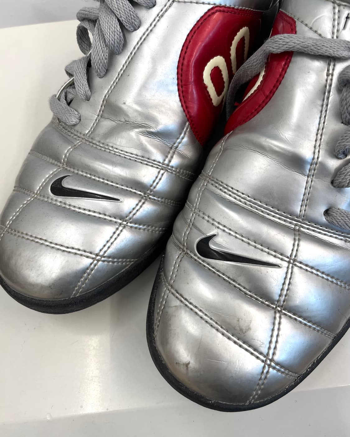 [280] 2004 나이키 토탈 90 메탈릭 실버 풋볼 스니커즈 상품이미지6