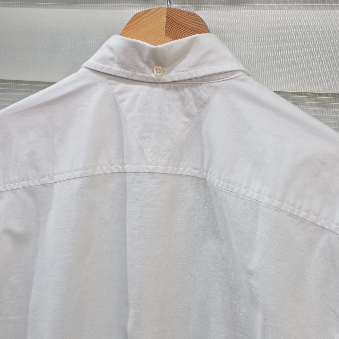 타미힐피거 화이트 셔츠- L 상품이미지6