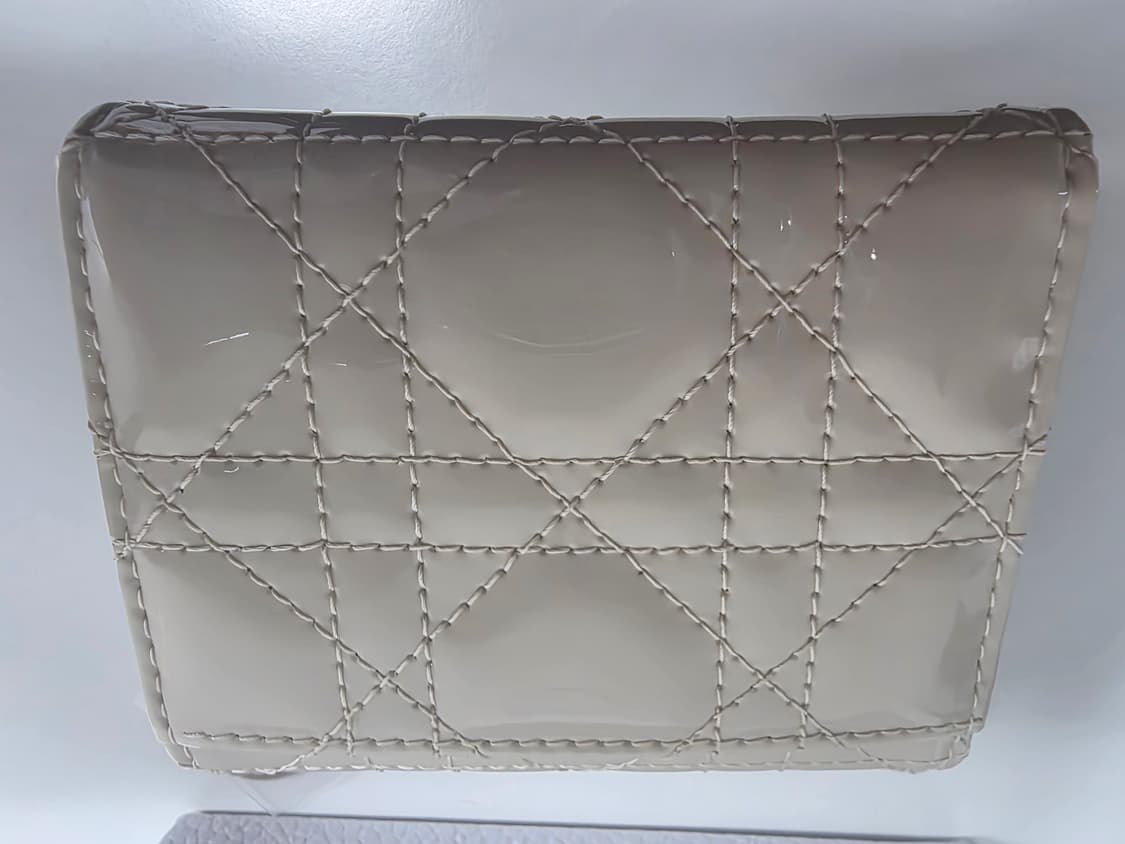 디올레이디 까나쥬 로터스지갑(새상품급) 상품이미지5