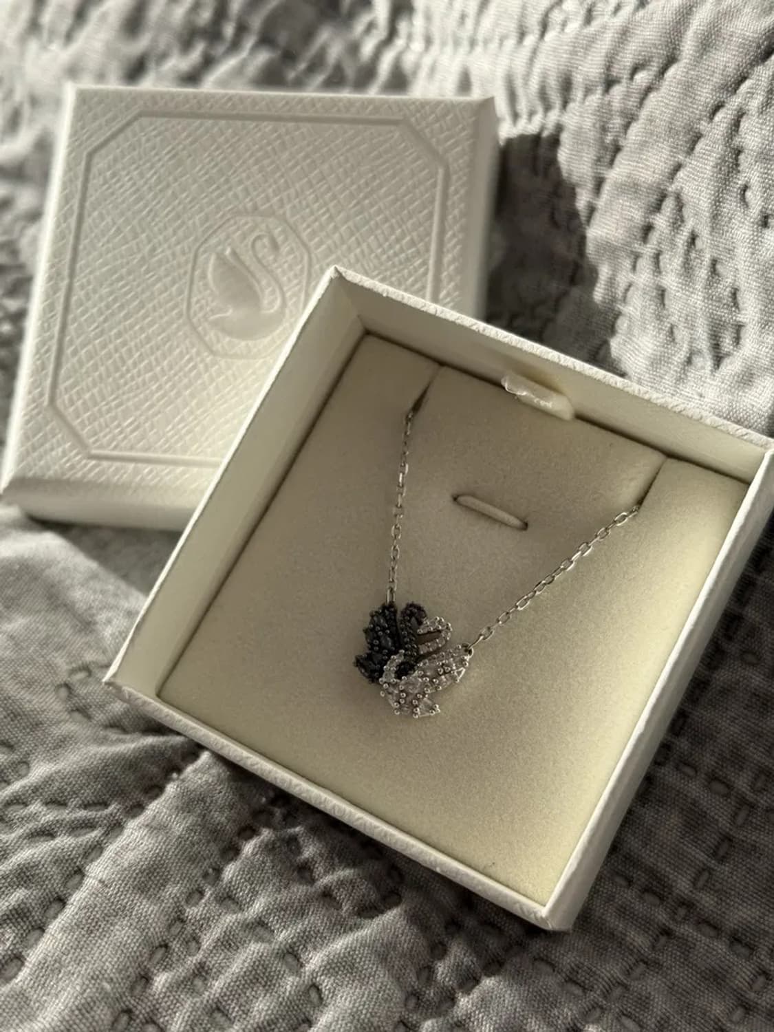 (목걸이 단독) 스와로브스키 희귀 백조 목걸이 상품이미지1