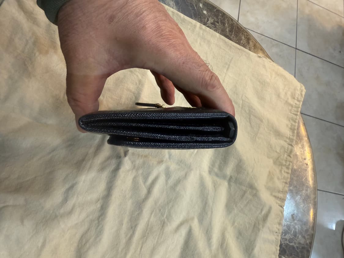 정품 프라다 사피아노 장지갑 팝니다 상품이미지5