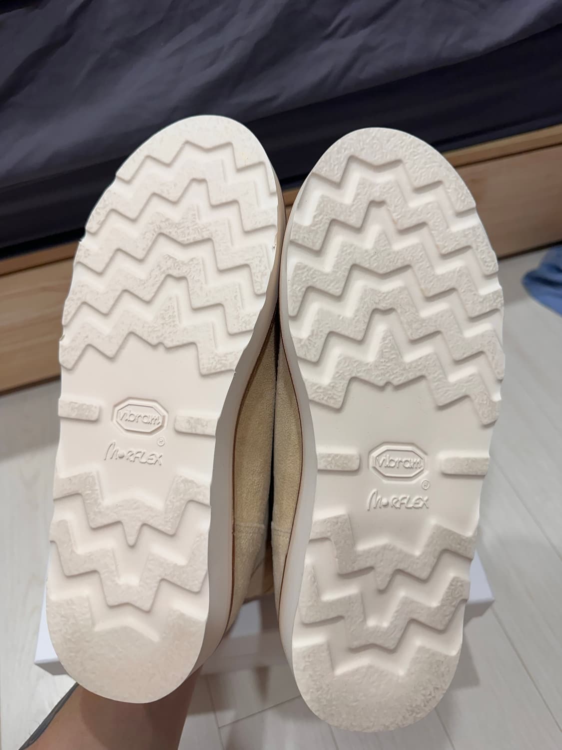 브라운야드 스웨이드 버클 부츠 상품이미지5