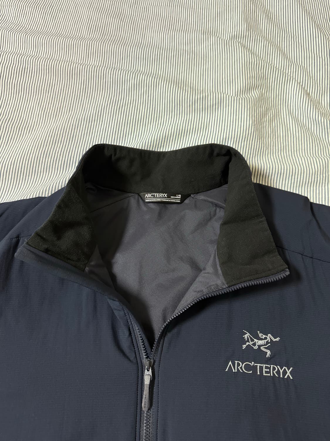 (새상품급) 아크테릭스 아톰 LT 자켓 킹피셔 상품이미지5