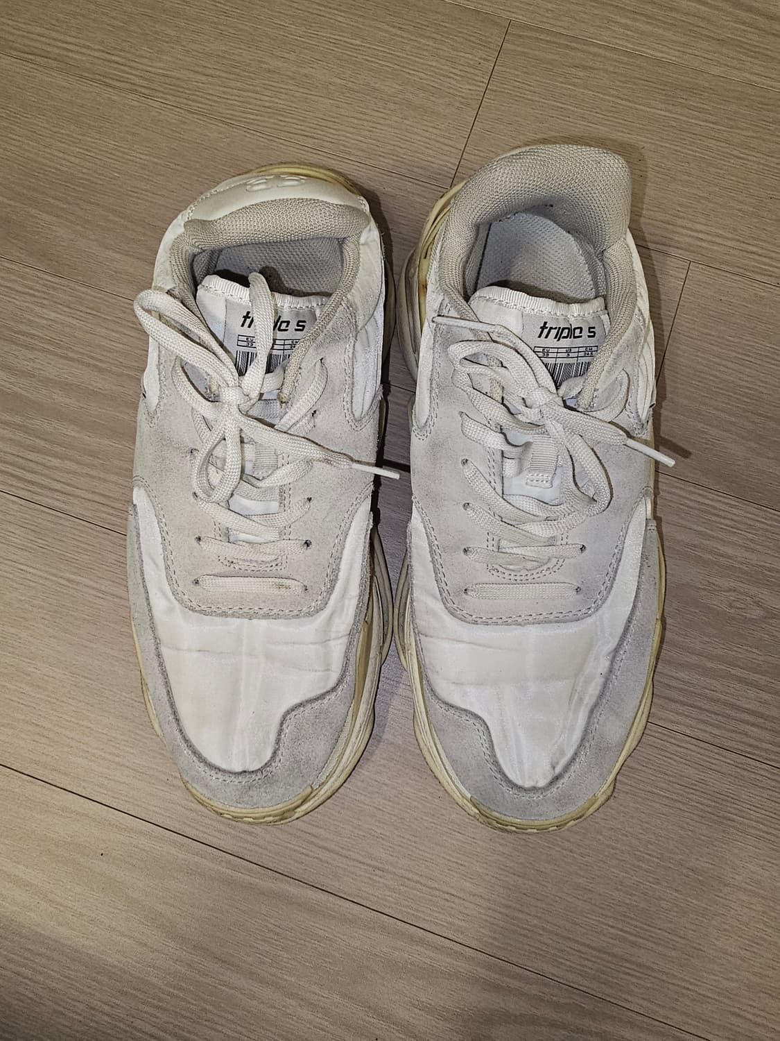 발렌시아가 트리플S 스니커즈 화이트 상품이미지1