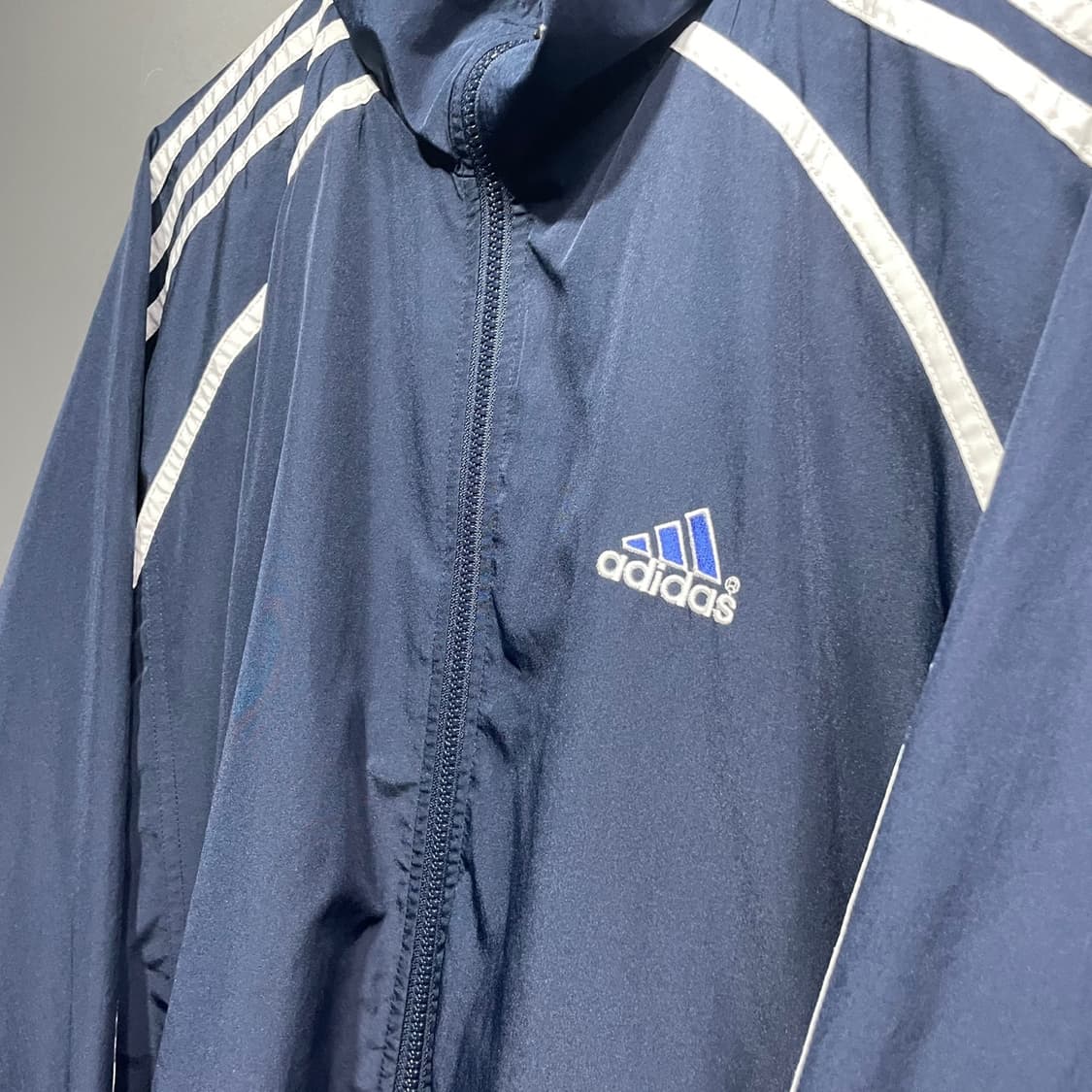 아디다스 올드스쿨 바람막이 상품이미지3