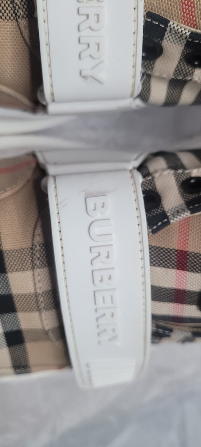 버버리 빈티지 체크 스니커즈 42/270 상품이미지7