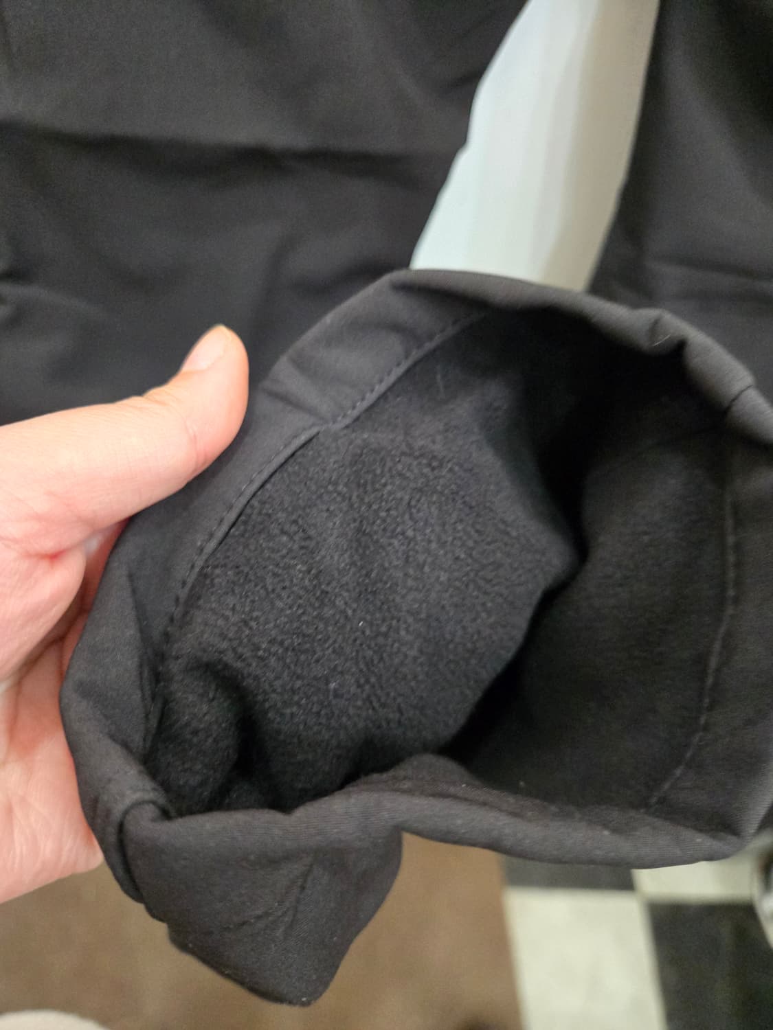 34사이즈,택있는새상품)) Mountain 남성 기모 바지! 블랙 색상! 상품이미지4