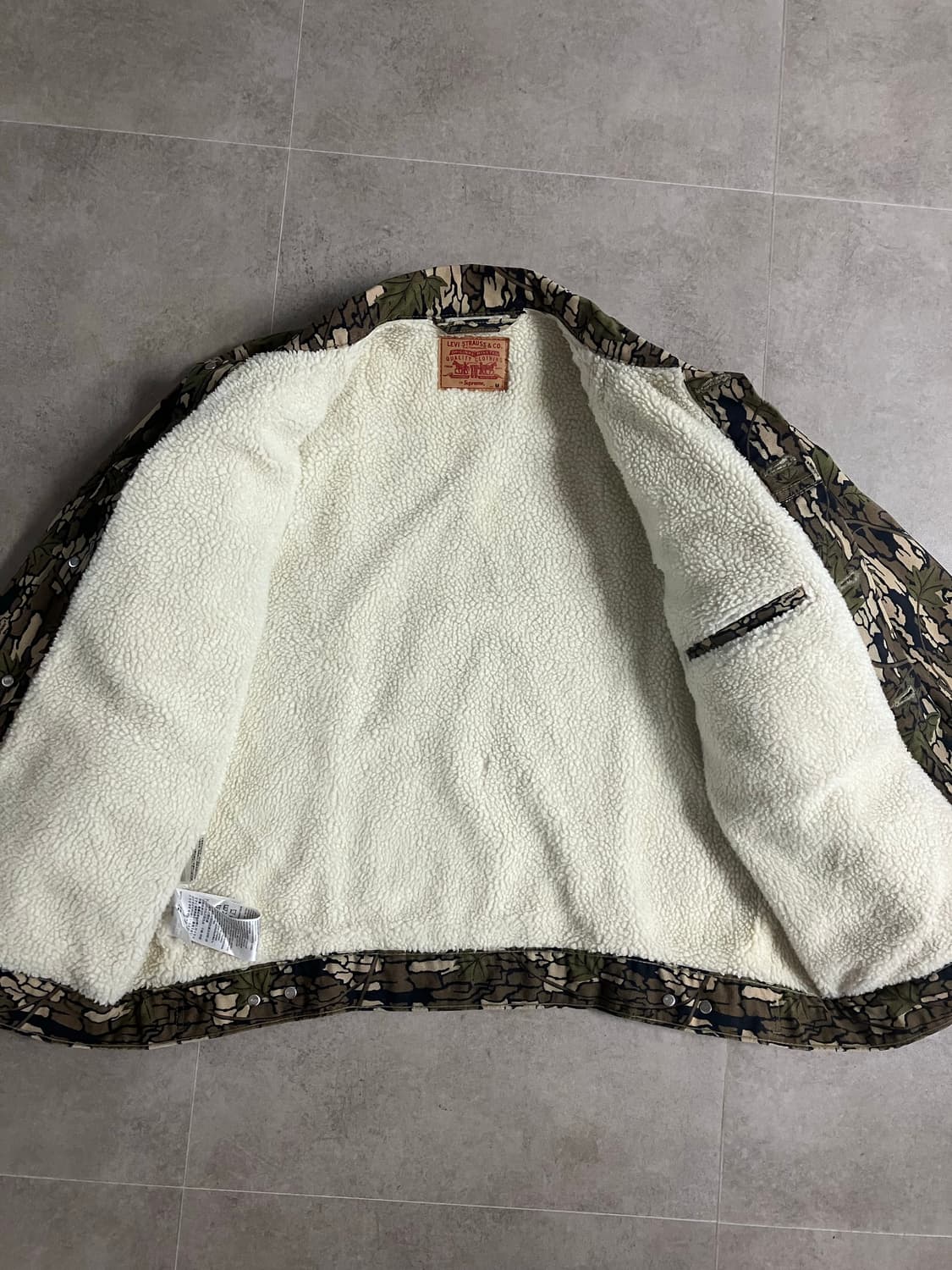 슈프림 리바이스 트러커 자켓 리얼트리 상품이미지4