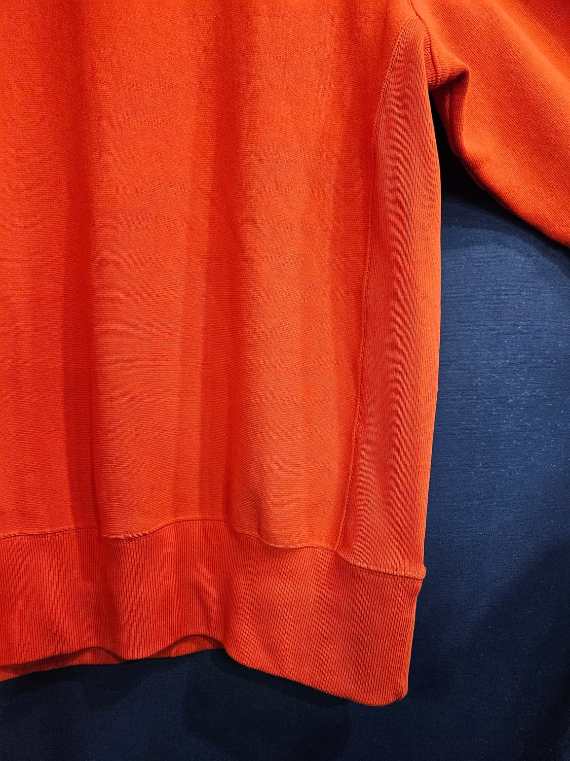 챔피온 오렌지컬러 남성 110 기모 맨투맨  상품이미지6