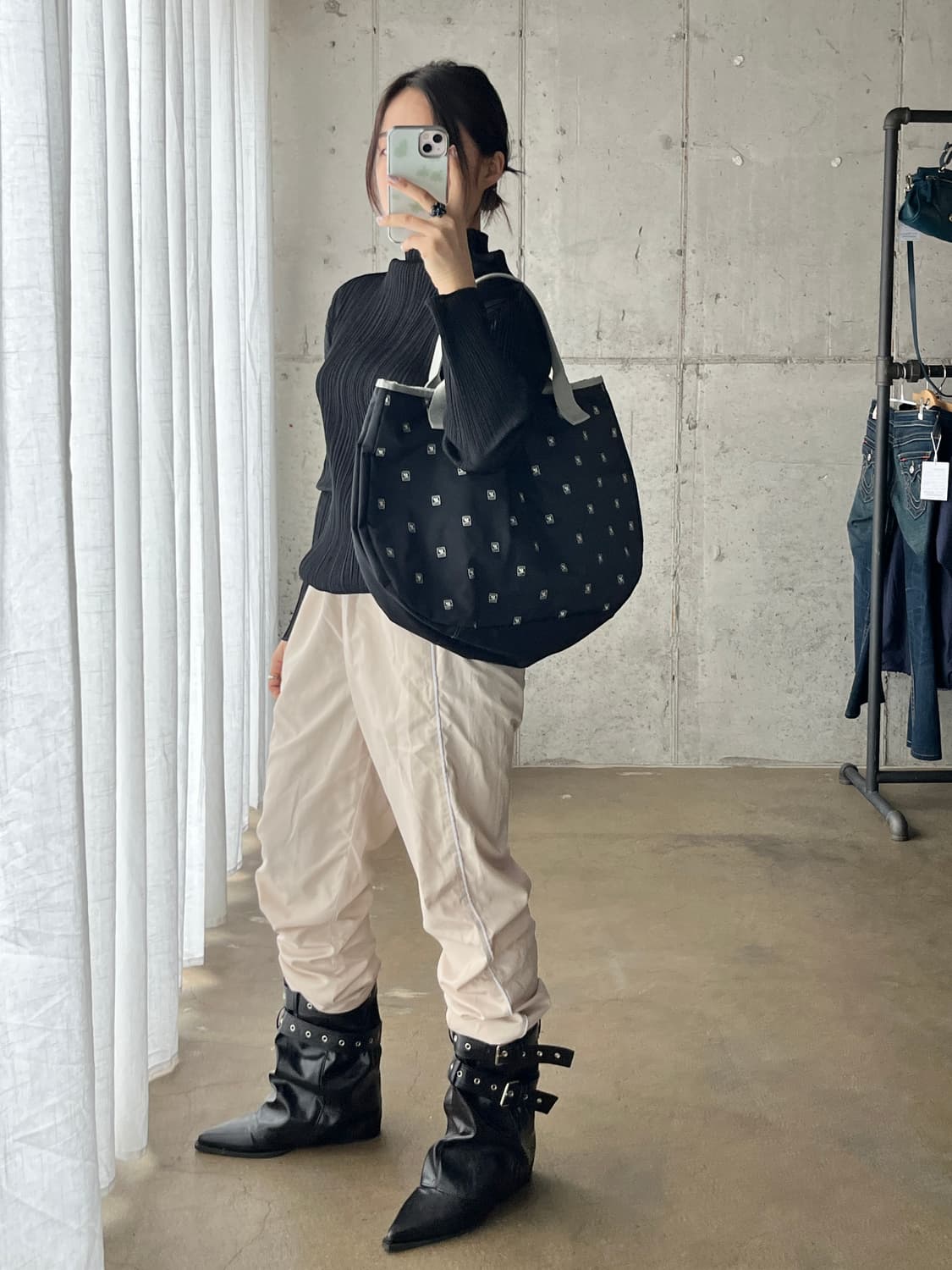 00s Courreges 꾸레쥬 로고 트랙팬츠 라이트베이지 상품이미지6