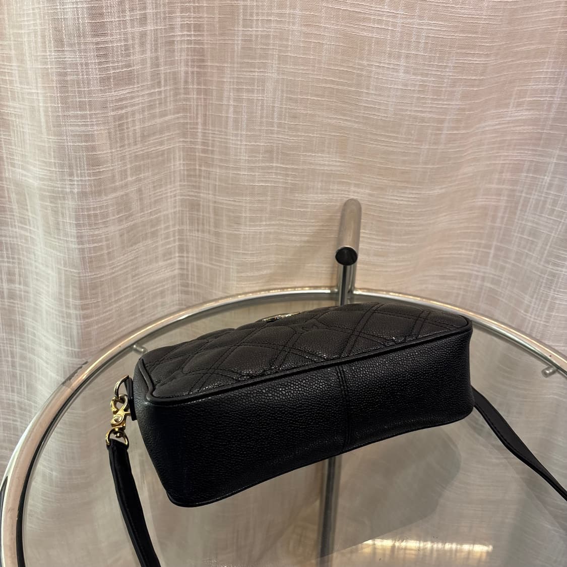 정품 메트로시티 퀄팅 크로스백     상품이미지7