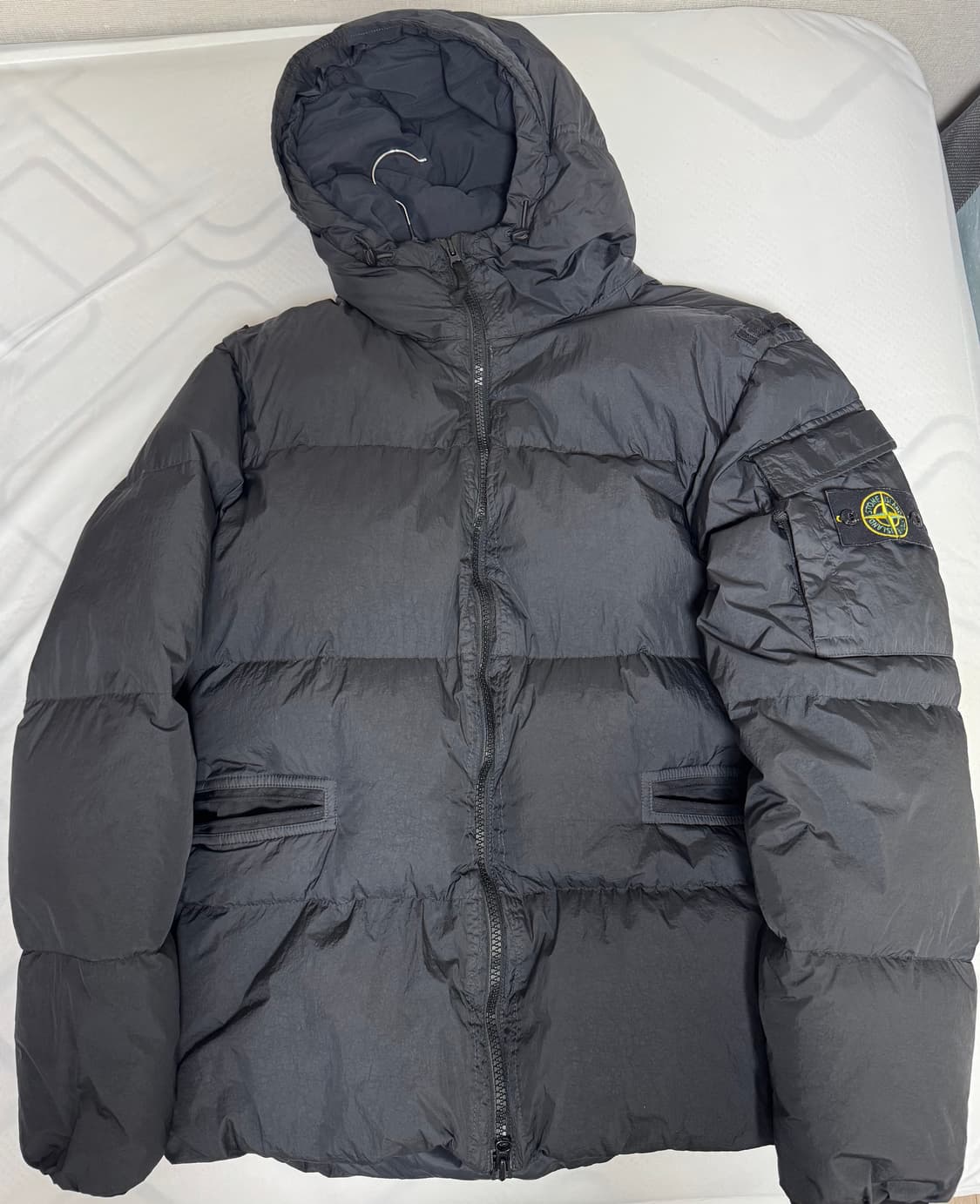 [XL]22FW 스톤아일랜드 크링클랩스 다운 블랙 패딩 상품이미지1