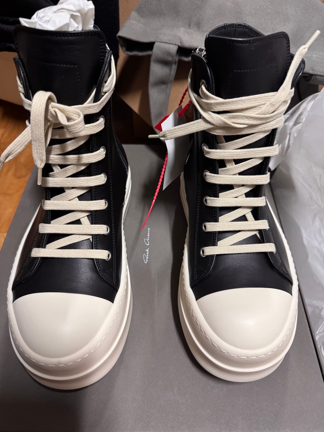 릭오웬스 라몬즈 메가범퍼 26ss 39 상품이미지1