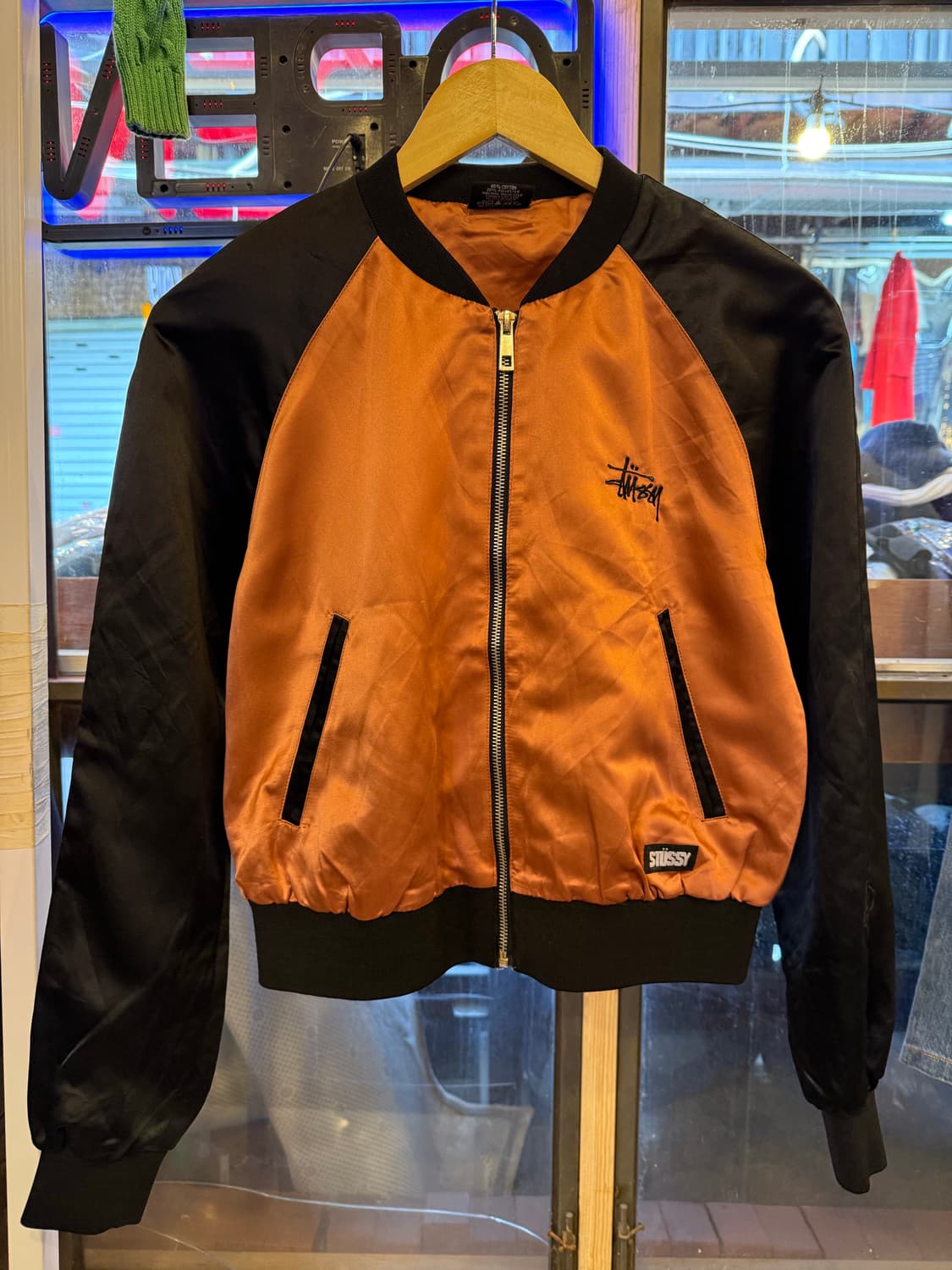 스투시 오렌지 봄버 자켓 상품이미지1