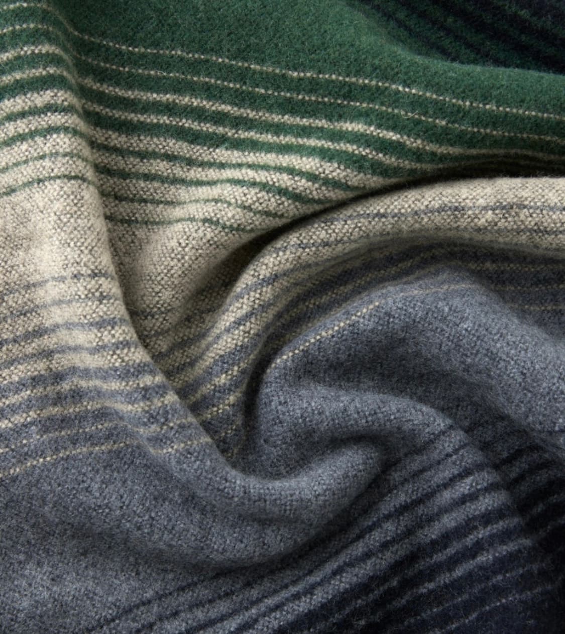 해칭룸 빈티지 그라데이션 앙고라 머플러 멀티그린 상품이미지2