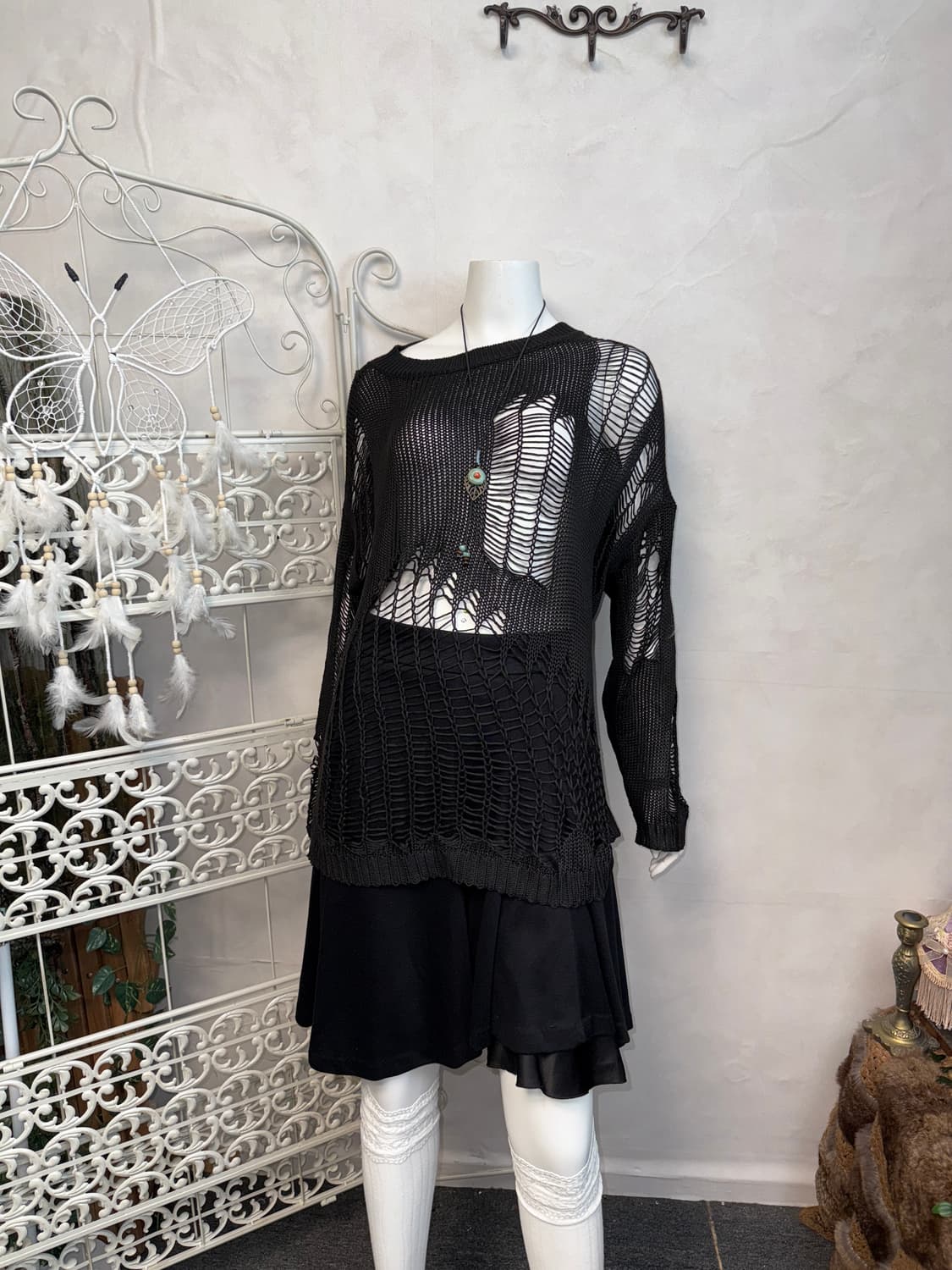 Black grunge damage over loose knit 상품이미지4