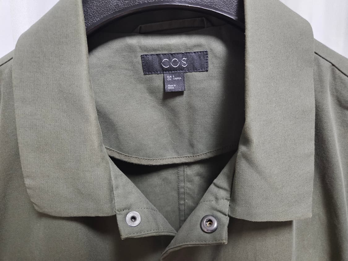 COS 코스 카키색 셔츠 자켓 상품이미지3