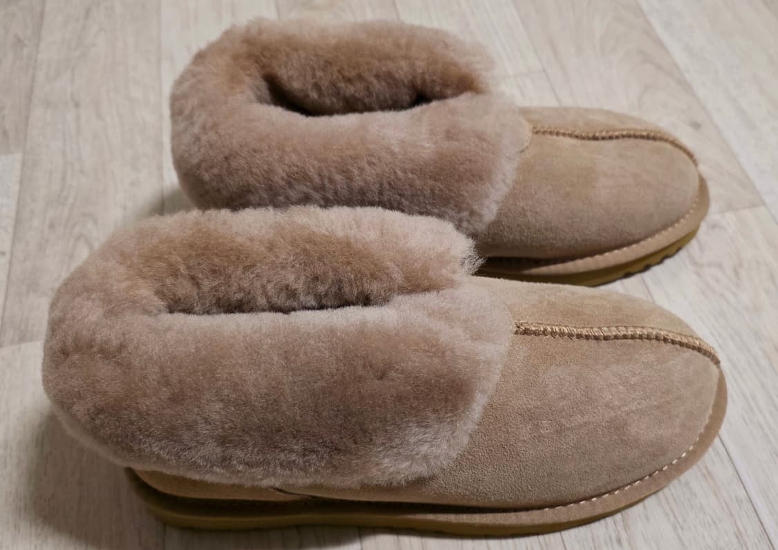 {새상품} 오즈웨어 어그 브론즈 [255] 상품이미지1