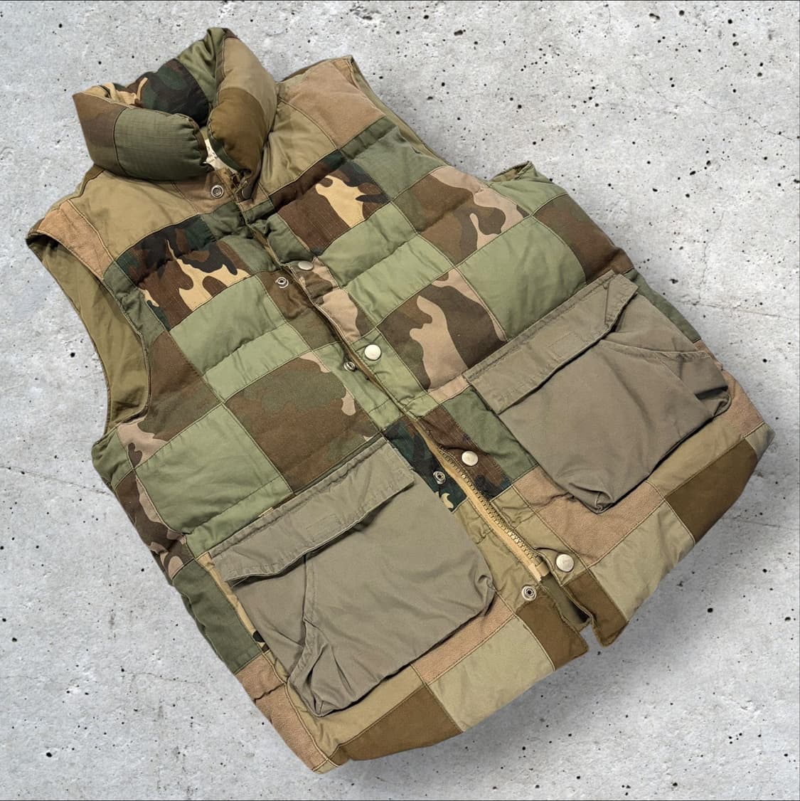 [1] 루니 빈티지 카모 패치워크 다운 베스트 조끼 C571 상품이미지1
