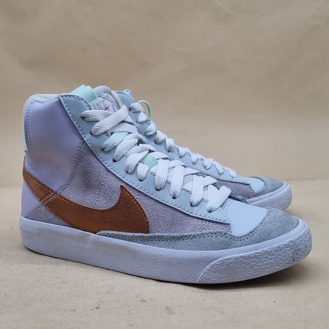 나이키 블레이저 미드77 하이탑 225 상품이미지1