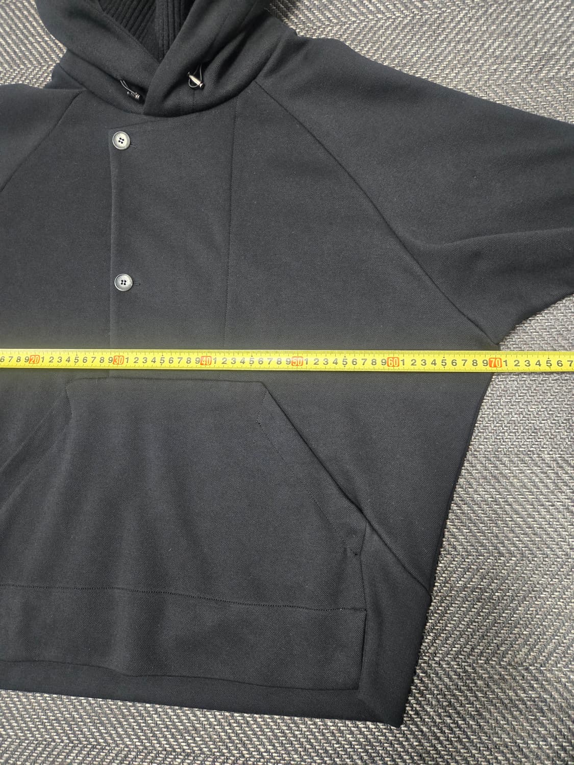 한섬 시스템옴므 블랙 후드티 단추 디테일 상품이미지6