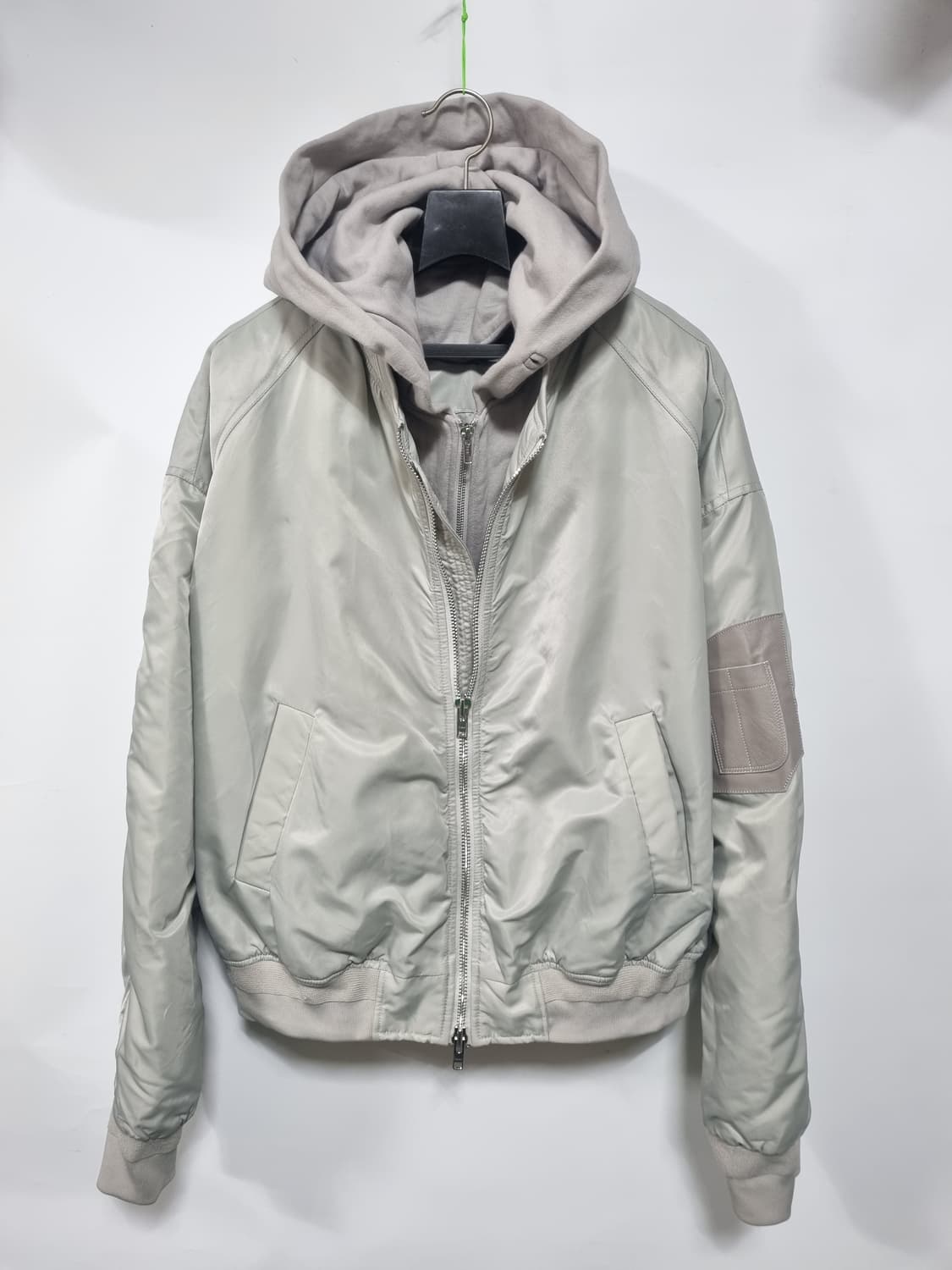 디앤써 애쉬 그레이 후드 MA-1 봄버 자켓 105 상품이미지1