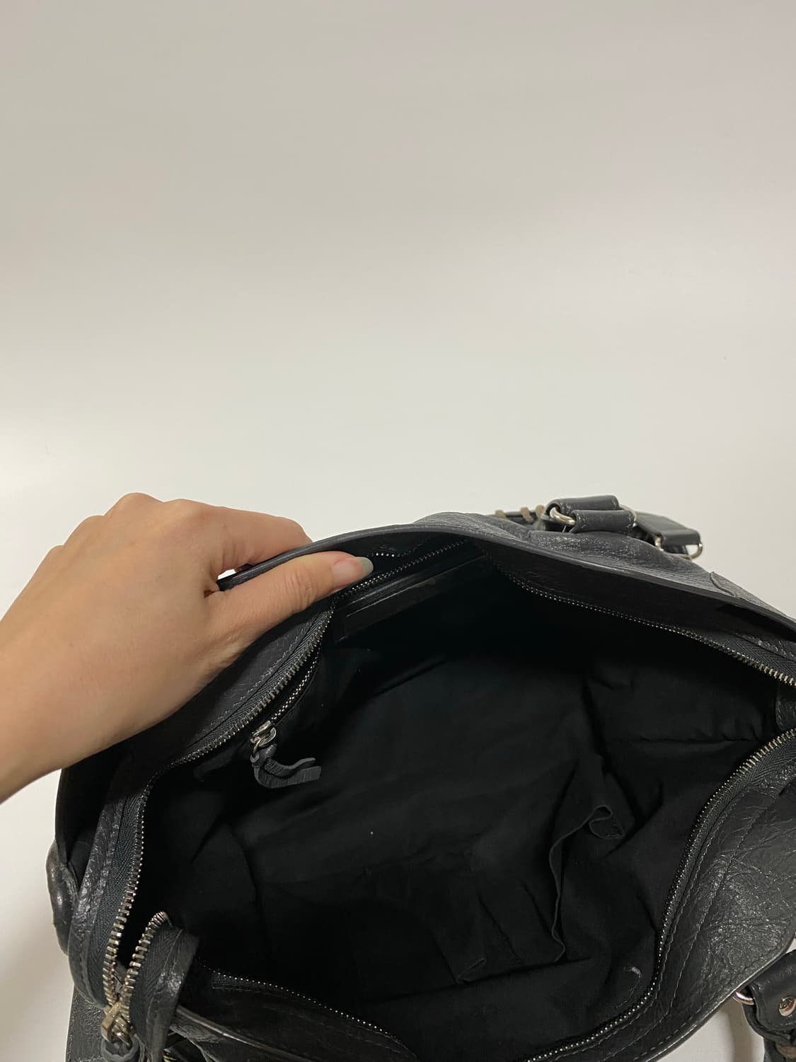 발렌시아가 토트백 그레이 상품이미지10