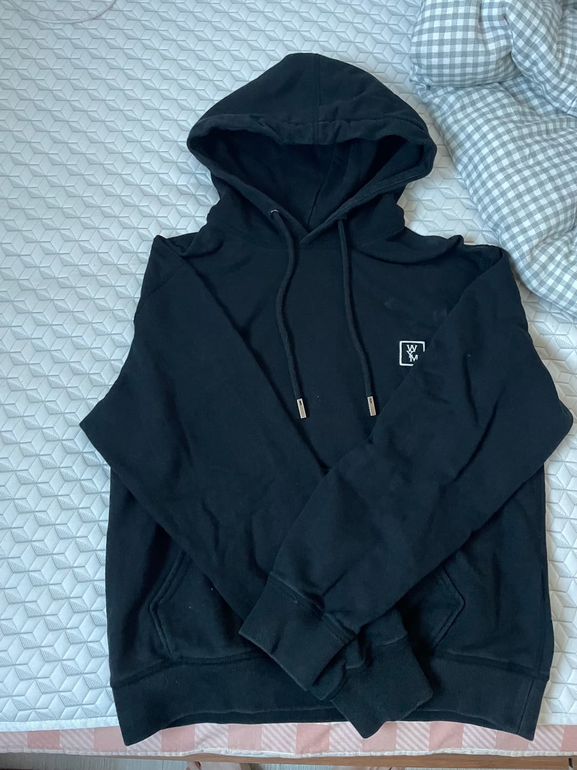 우영미 백로고 후드티 상품이미지1