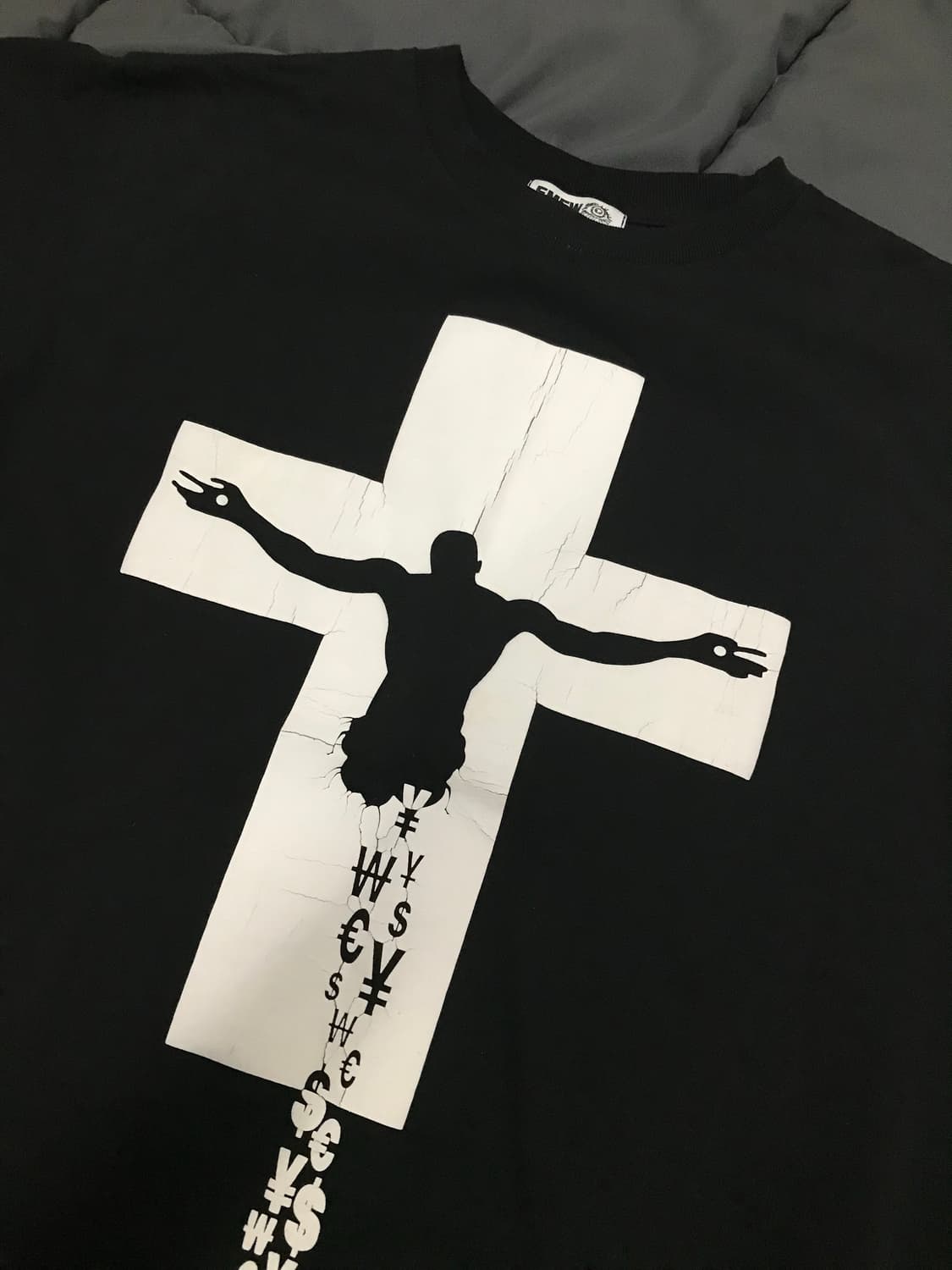 에투믹에브리웨어 emew 검정 반팔 s 상품이미지1