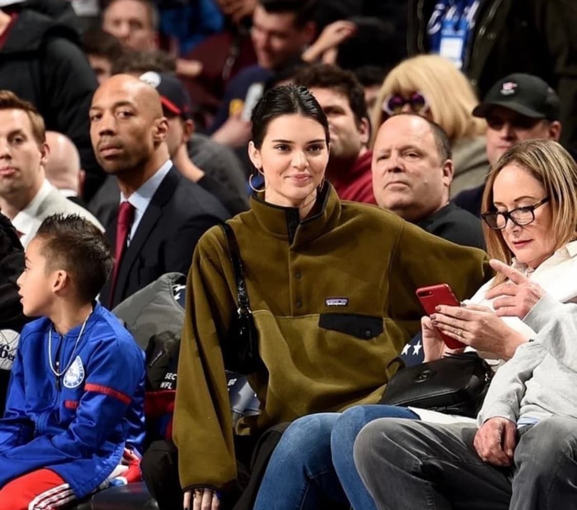 (켄달제너 착용) 파타고니아 신칠라 카키 L판매 상품이미지1