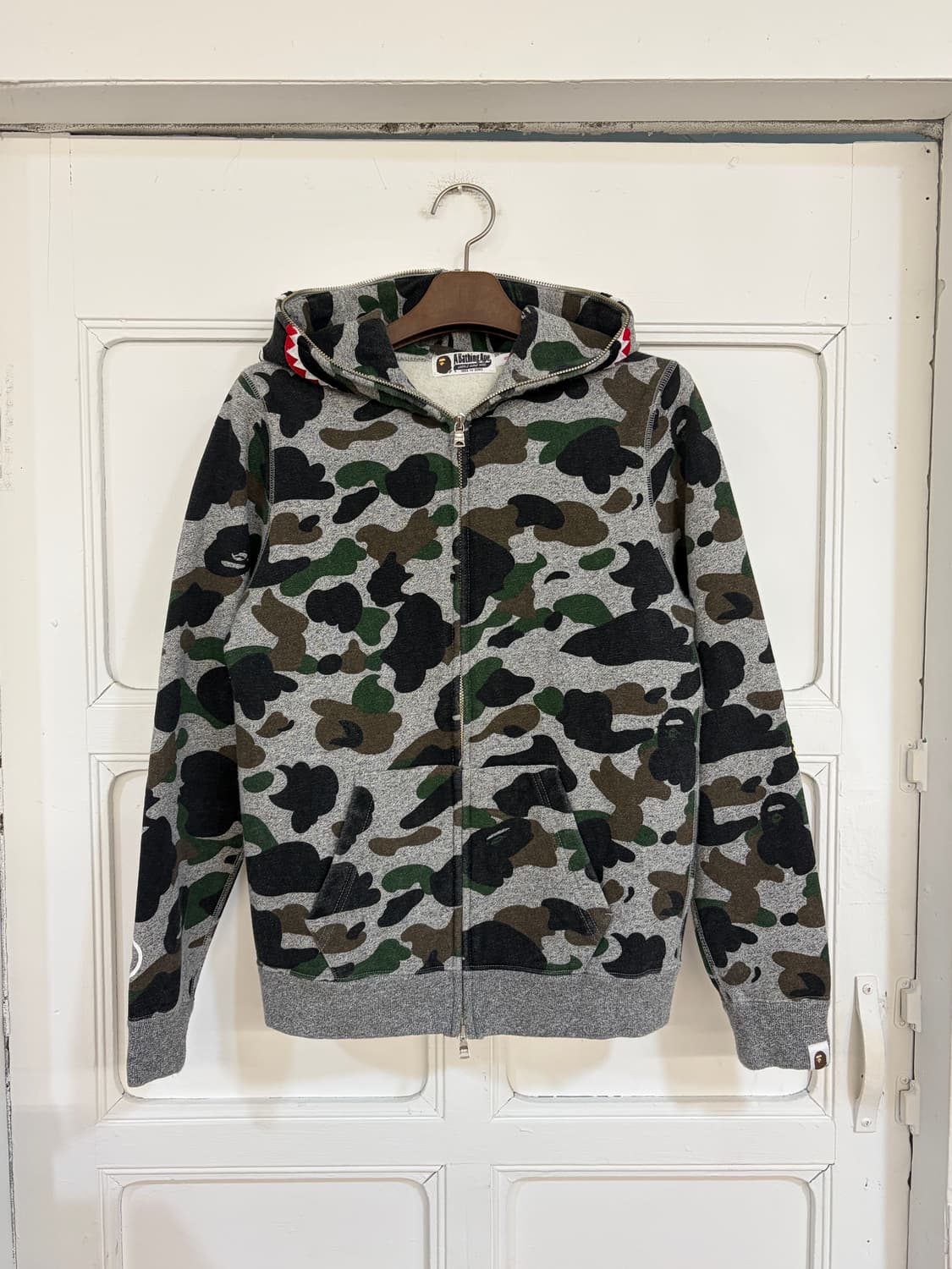 딱붙핏!!—베이프 PONR 샤크 후드 상품이미지7