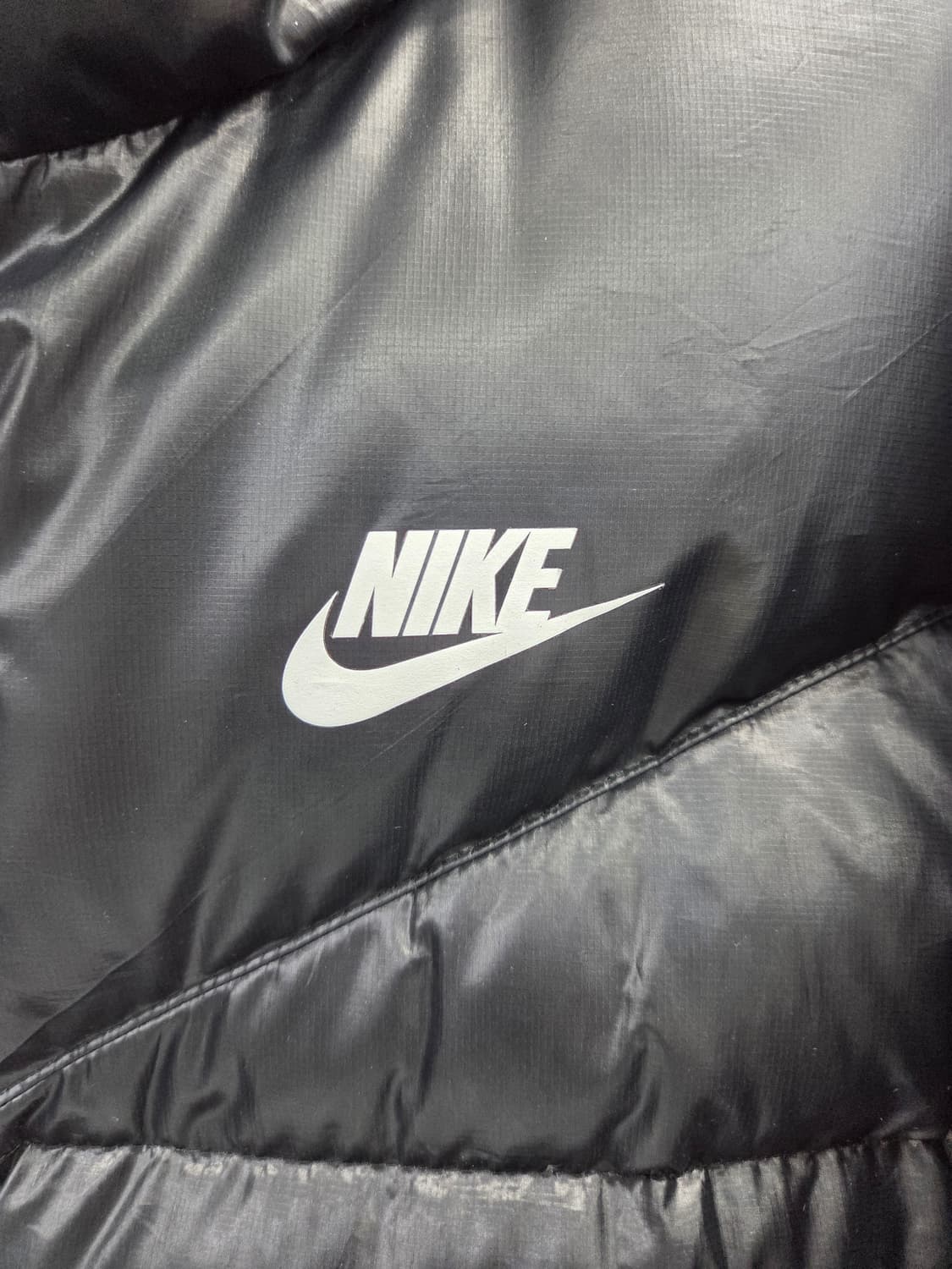 M 나이키 여성 써마핏 THERMA-FIT 블랙 숏패딩 상품이미지4