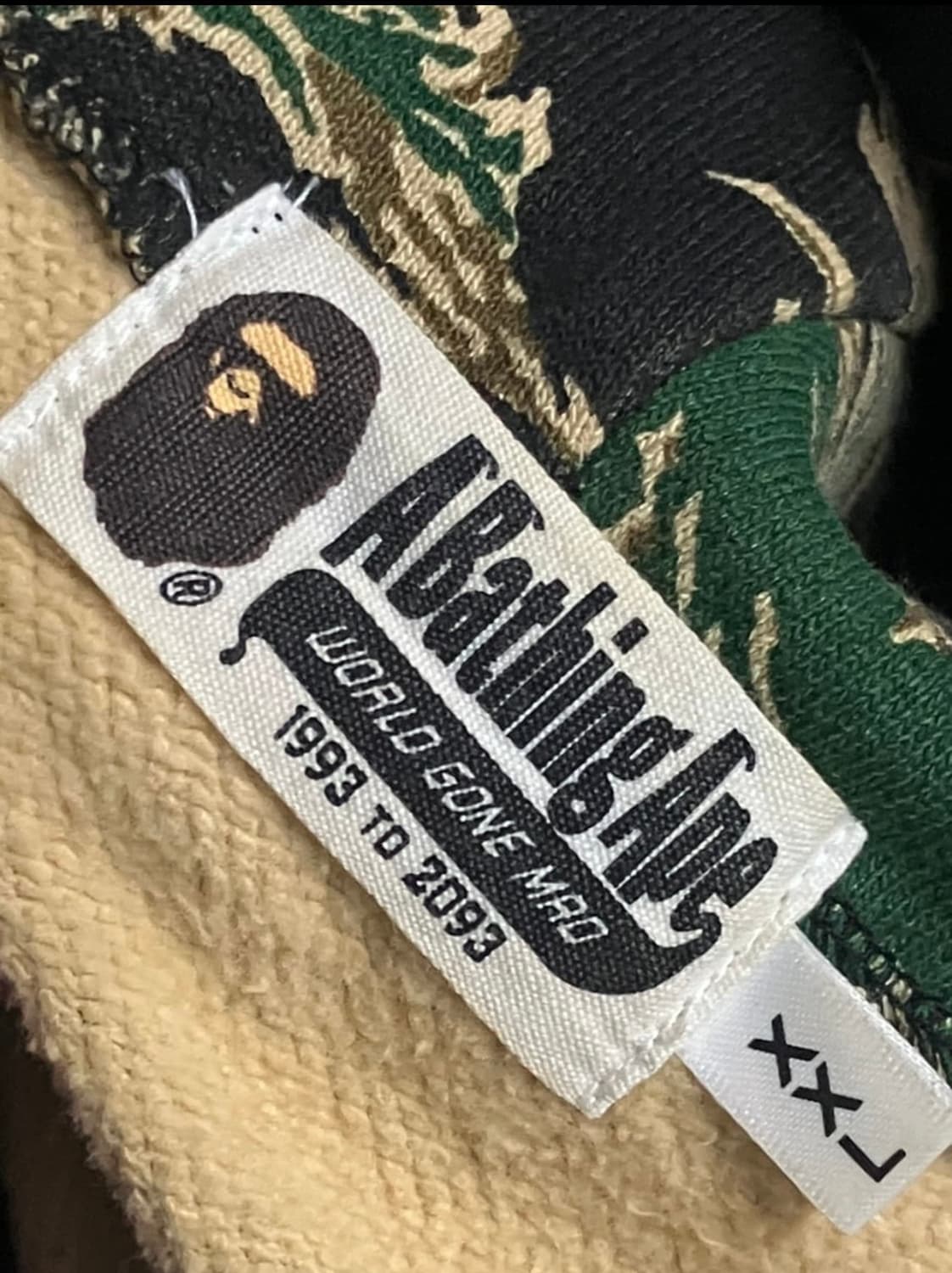 Bape ursus 타이거 카모 샤크 풀집 후디 상품이미지4