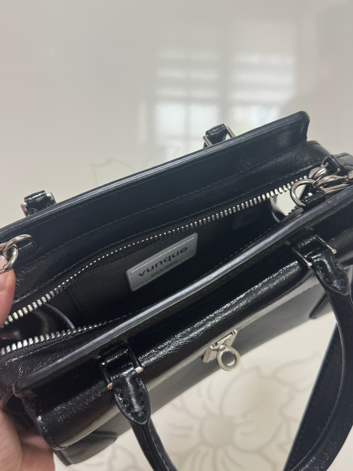 분크 토크 캐빈 크루 토트 피콜로 블랙 상품이미지3