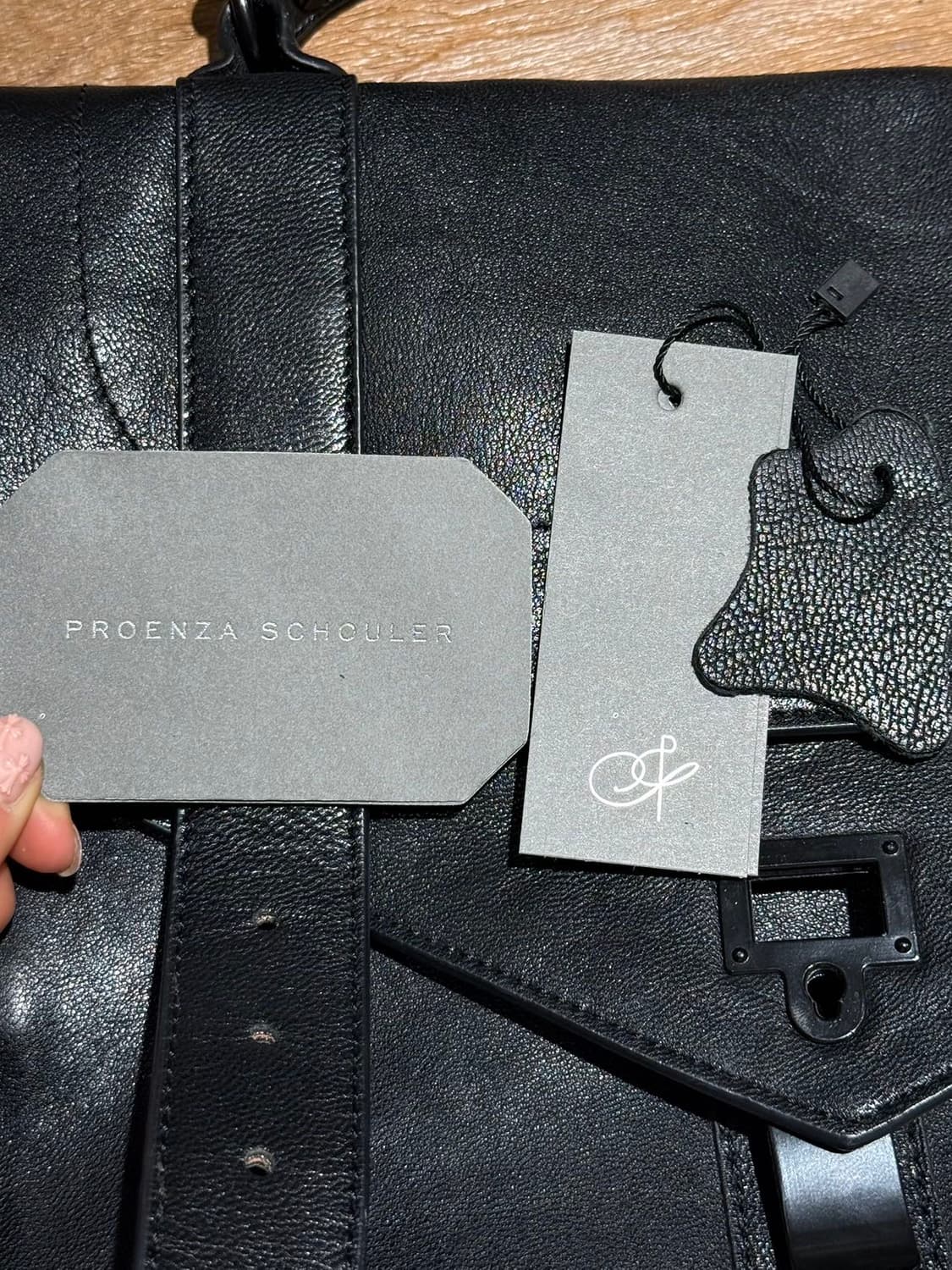 프로엔자 슐러 블랙 미디움 PS1 토트백 상품이미지9