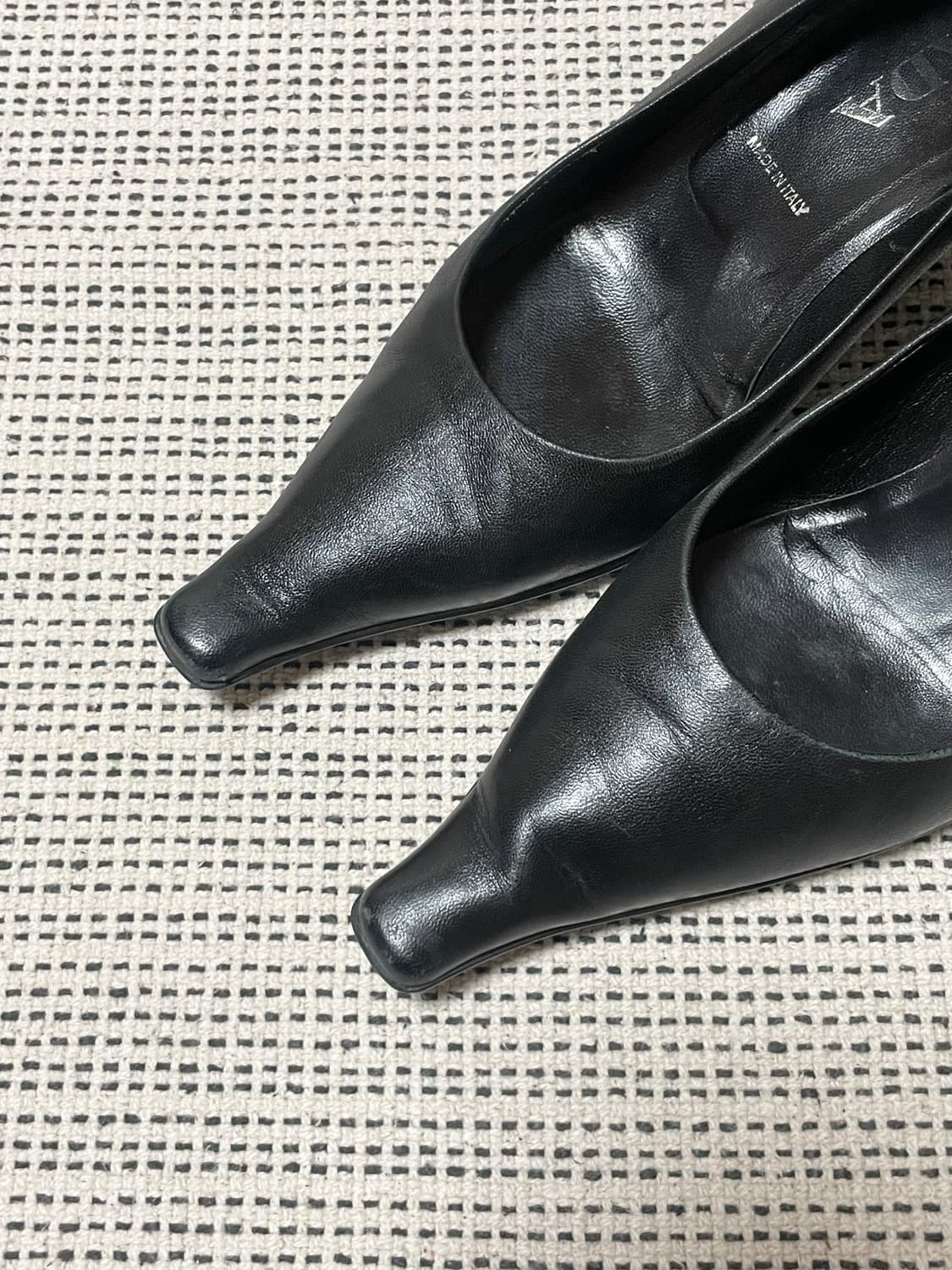 Prada stiletto kitten hill 37 size 상품이미지5