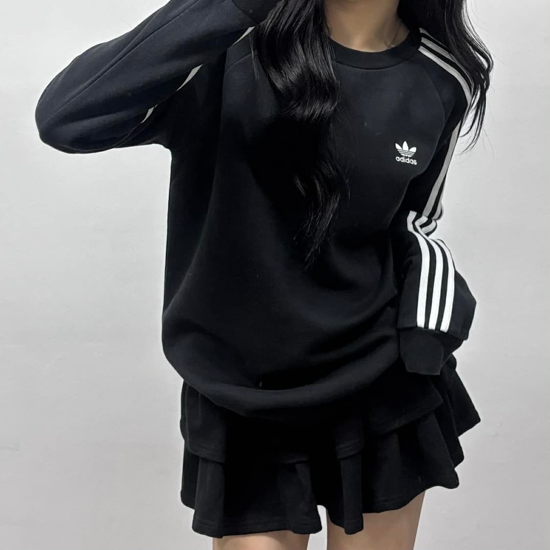 아디다스 신형 3tripes 블랙 크루넥 스웨트셔츠 맨투맨(L) 상품이미지1